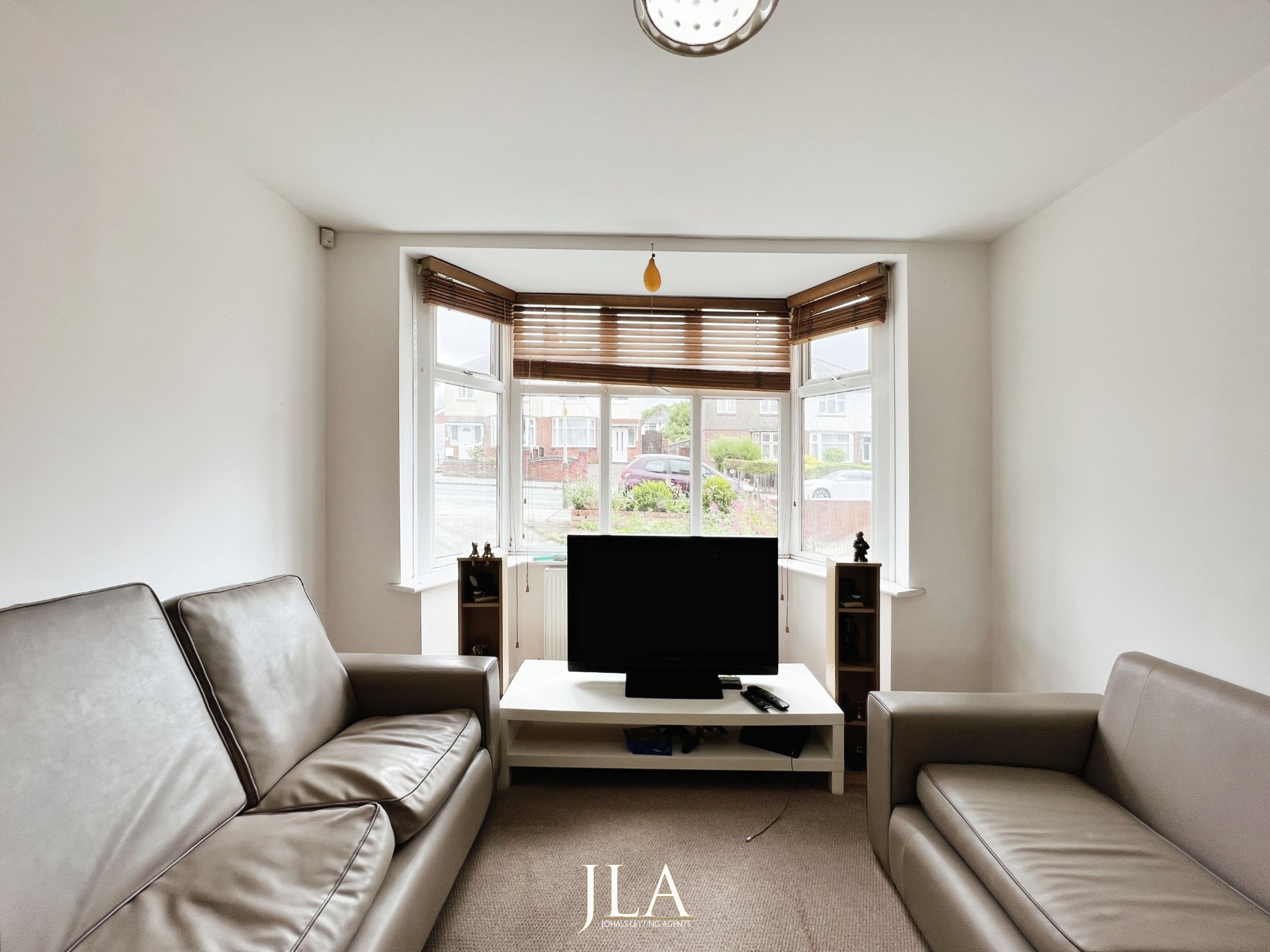 3 bed semi-detached house to rent in Houlditch Road, Leicester  - Property Image 5