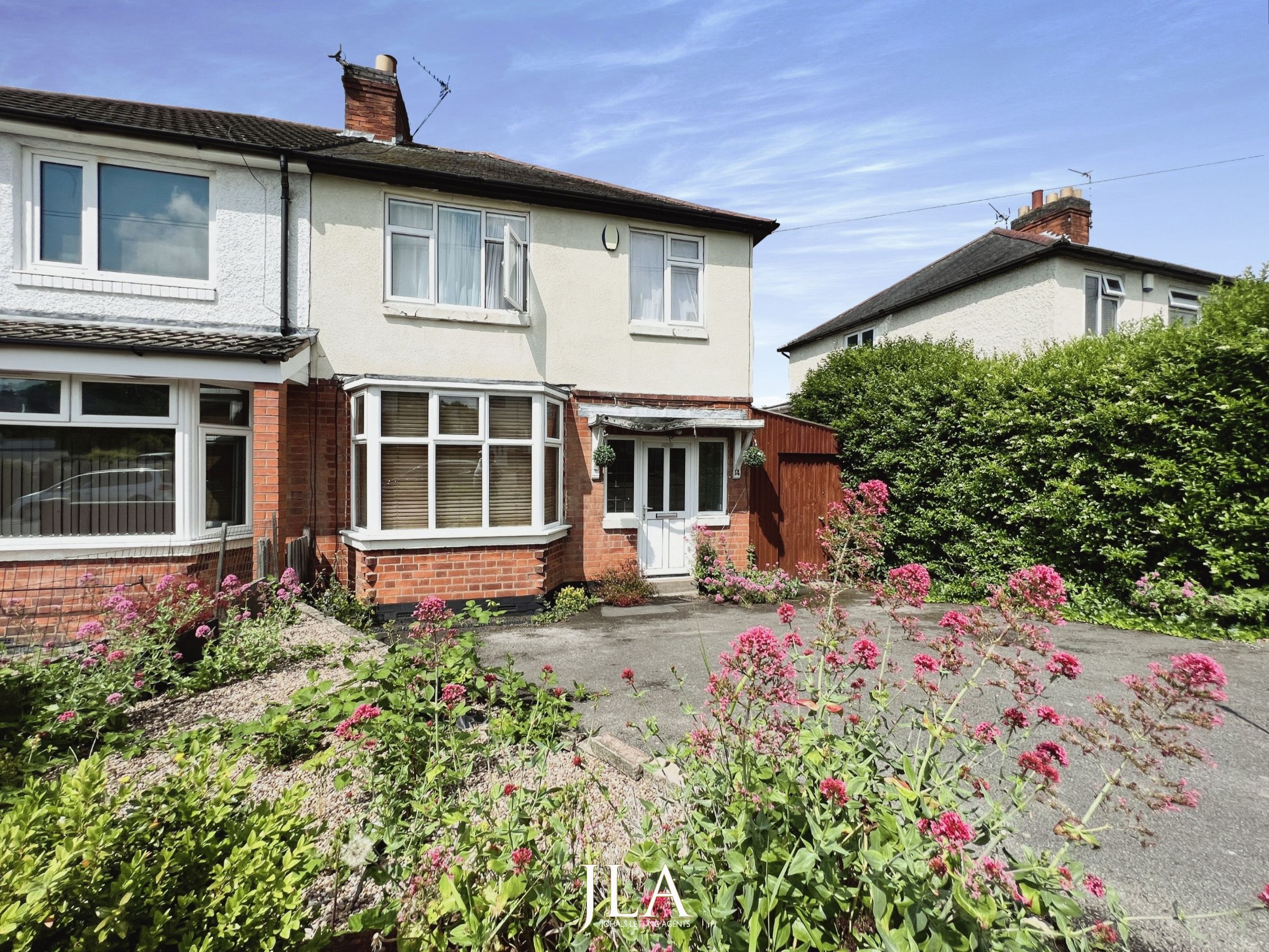 3 bed semi-detached house to rent in Houlditch Road, Leicester, LE2 