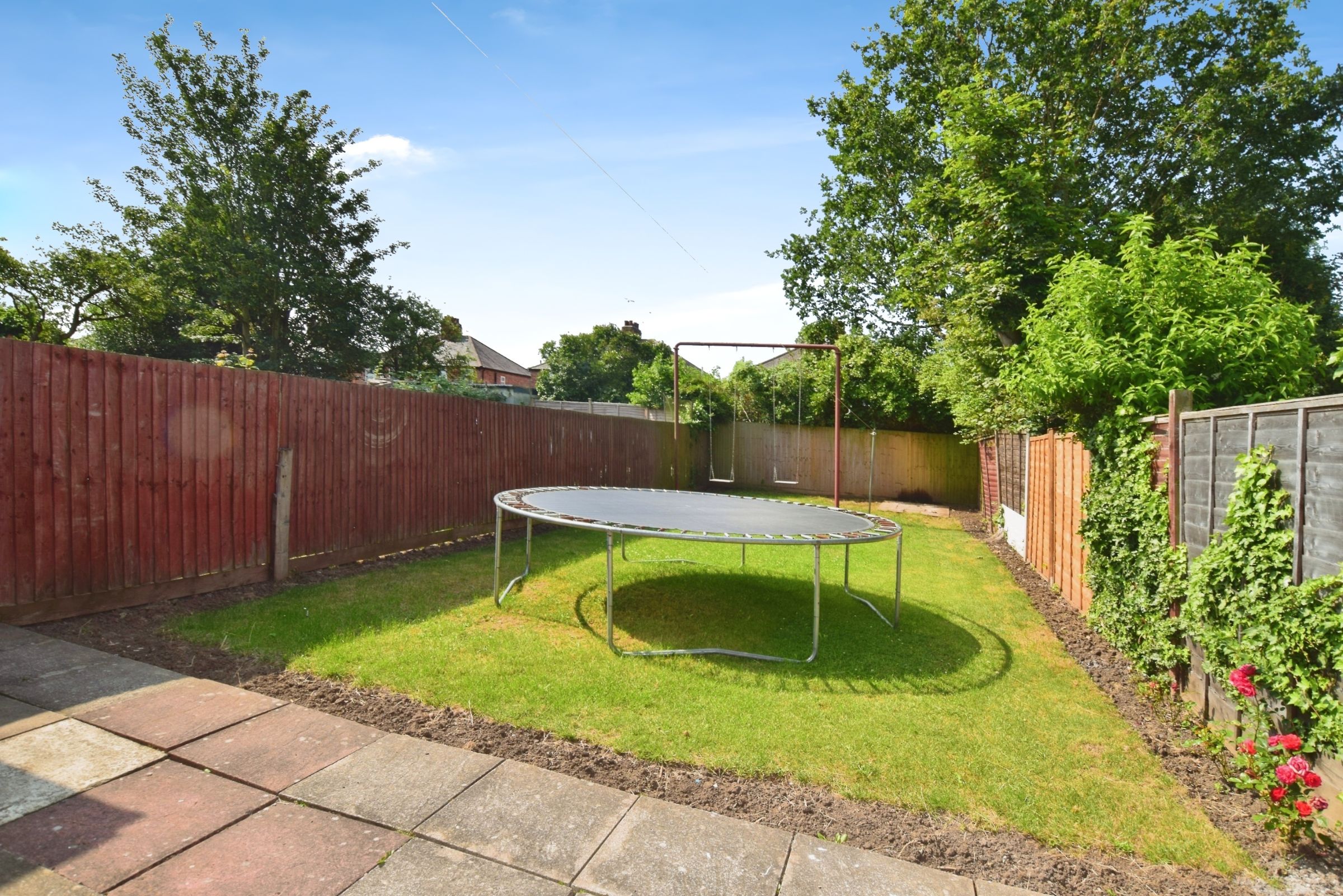 3 bed semi-detached house to rent in Evesham Road, Leicester  - Property Image 9