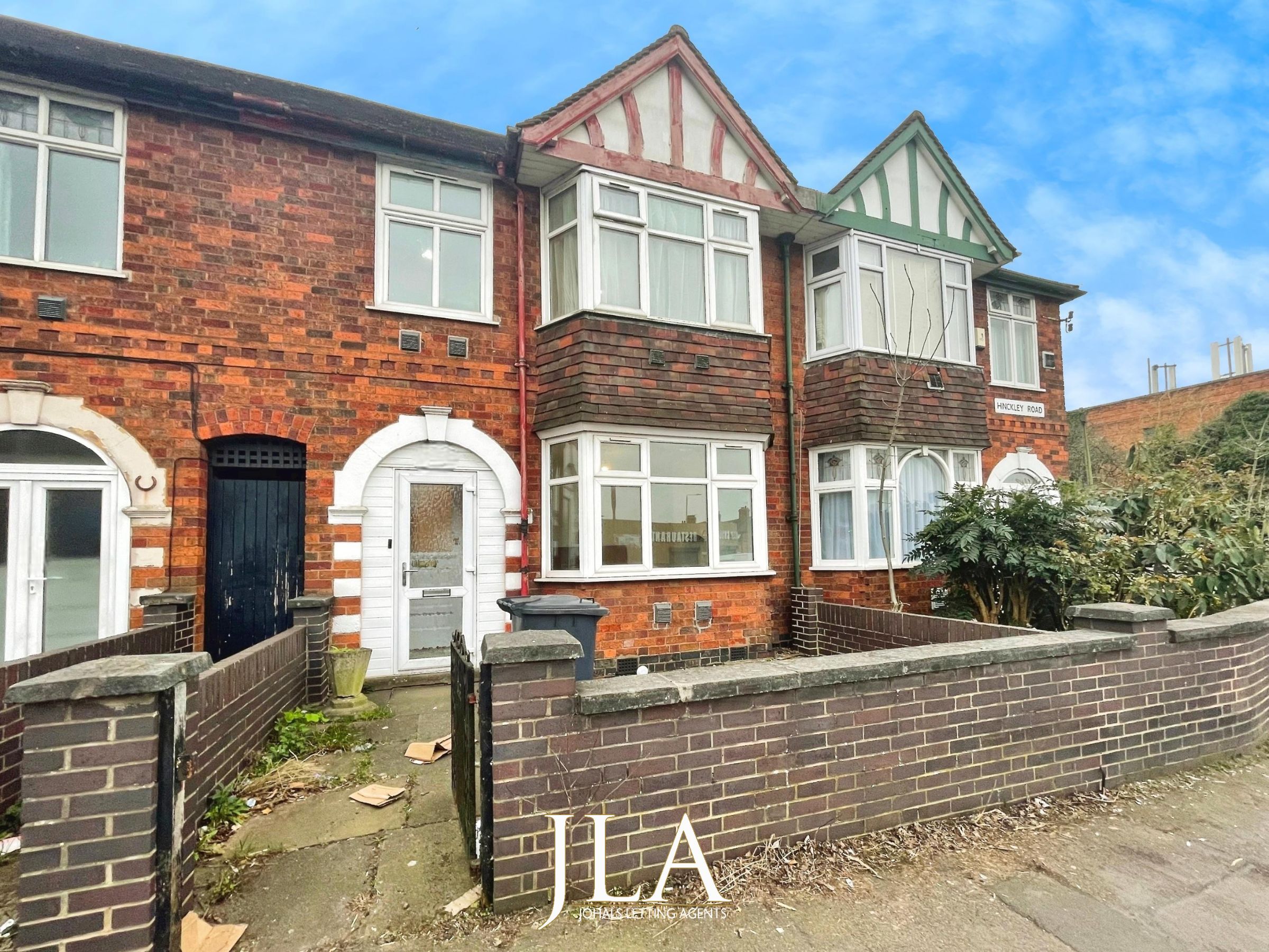 4 bed terraced house to rent in Hinckley Road, Leicester, LE3