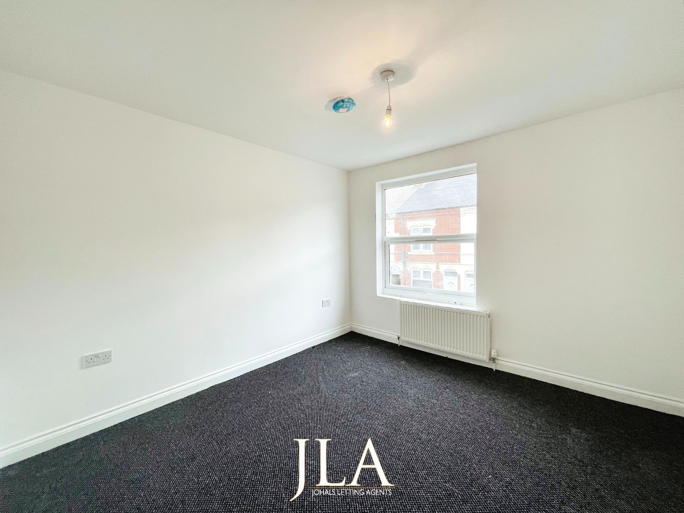 4 bed terraced house to rent in Luther Street, Leicester  - Property Image 9