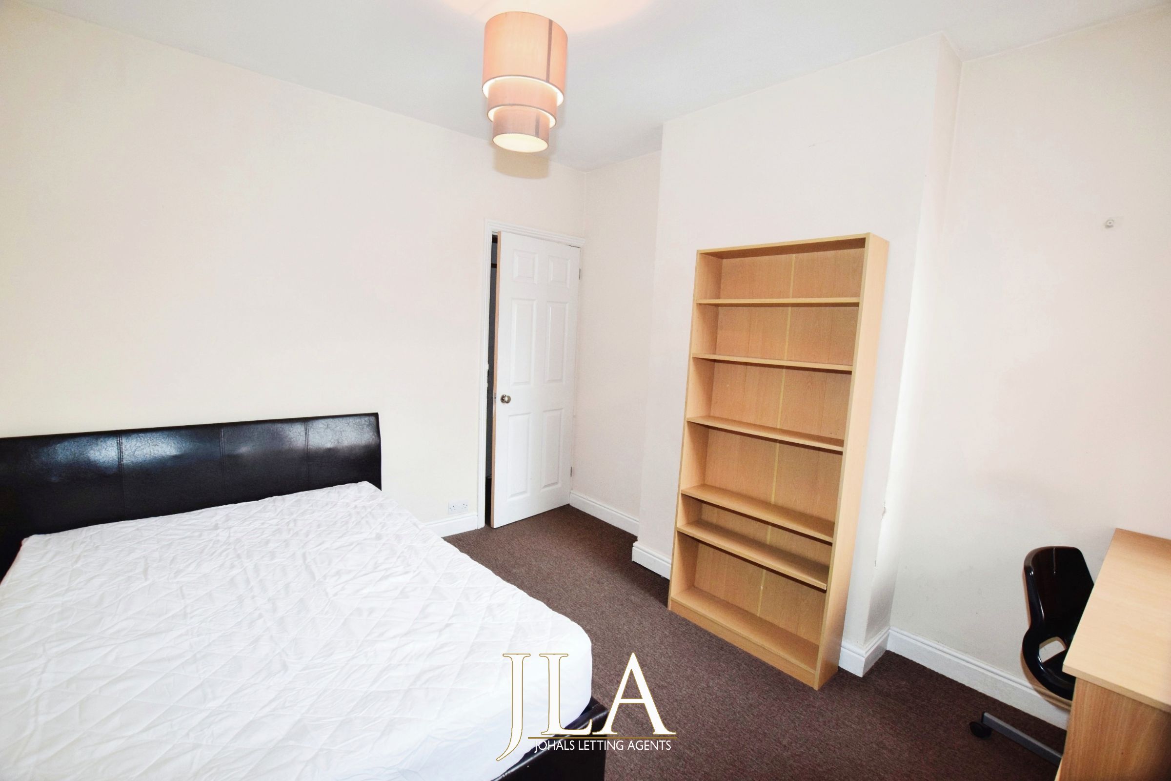 4 bed terraced house to rent in Barclay Street, Leicester 6