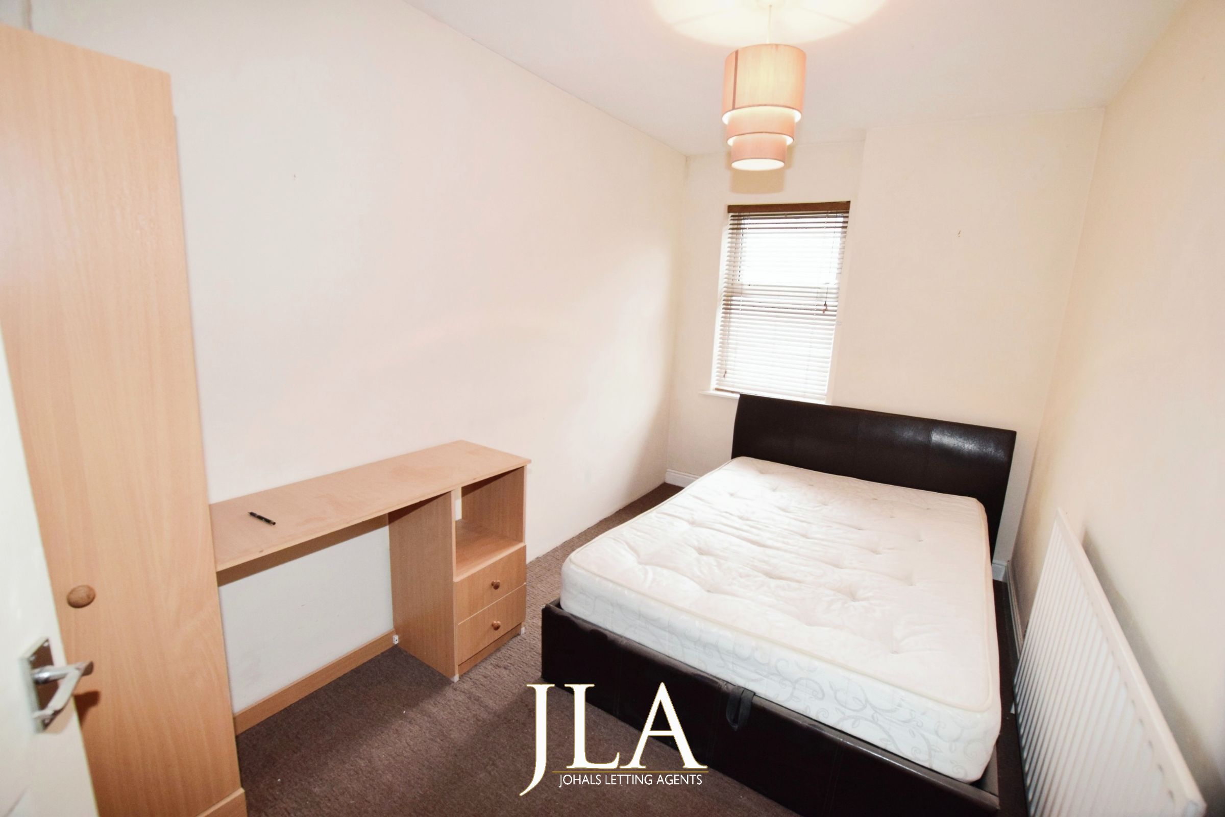 4 bed terraced house to rent in Barclay Street, Leicester  - Property Image 9