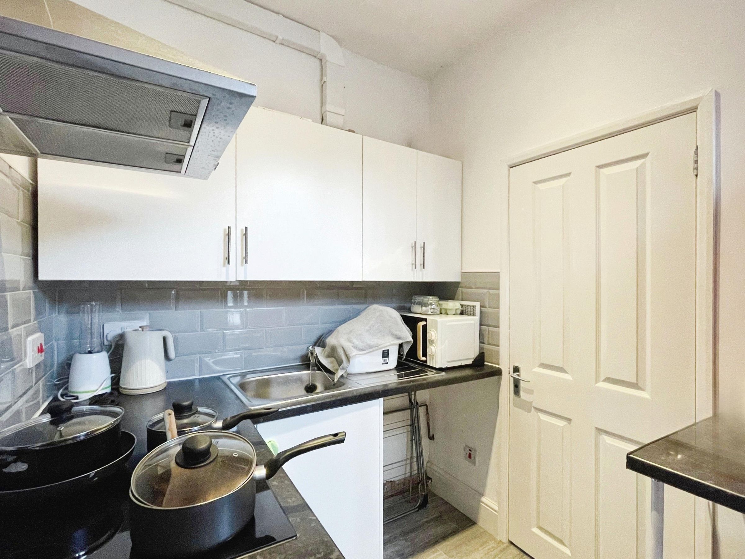 1 bed studio flat to rent in Filbert Street East, Leicester  - Property Image 5