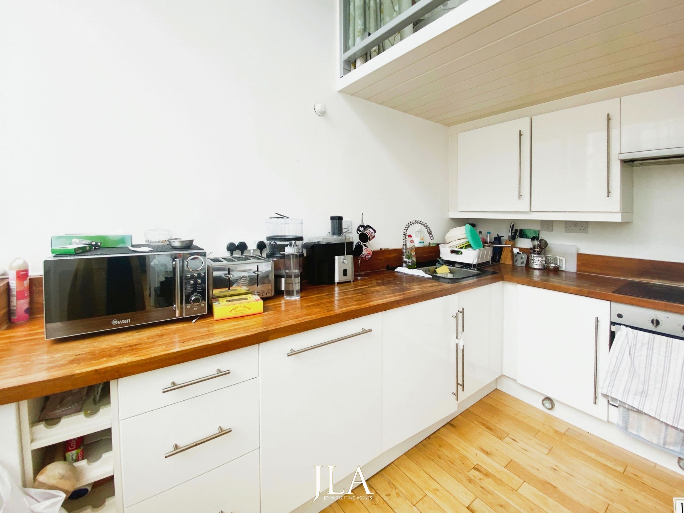 2 bed flat to rent in Lee Street, Leicester  - Property Image 2