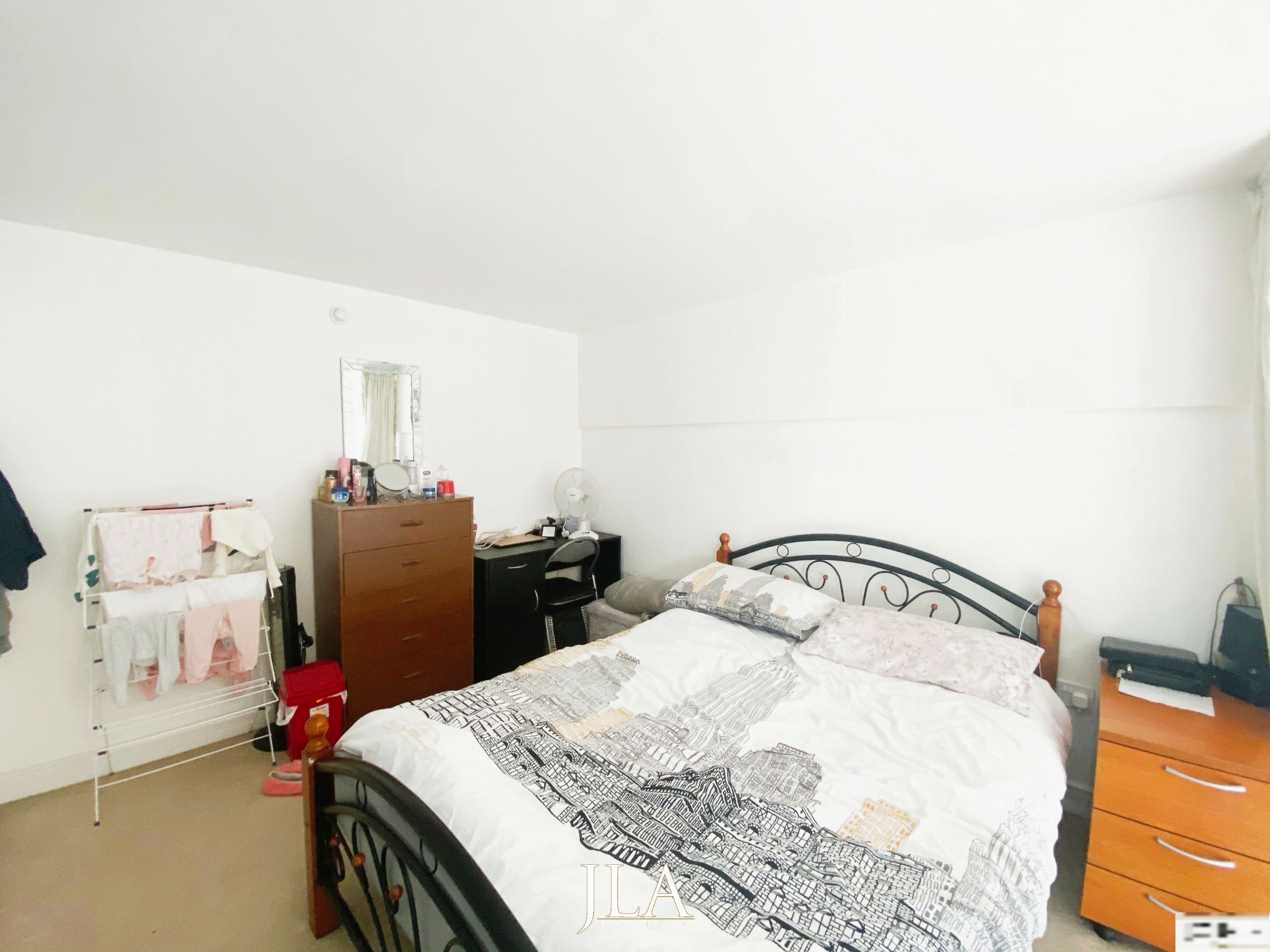 2 bed flat to rent in Lee Street, Leicester 3