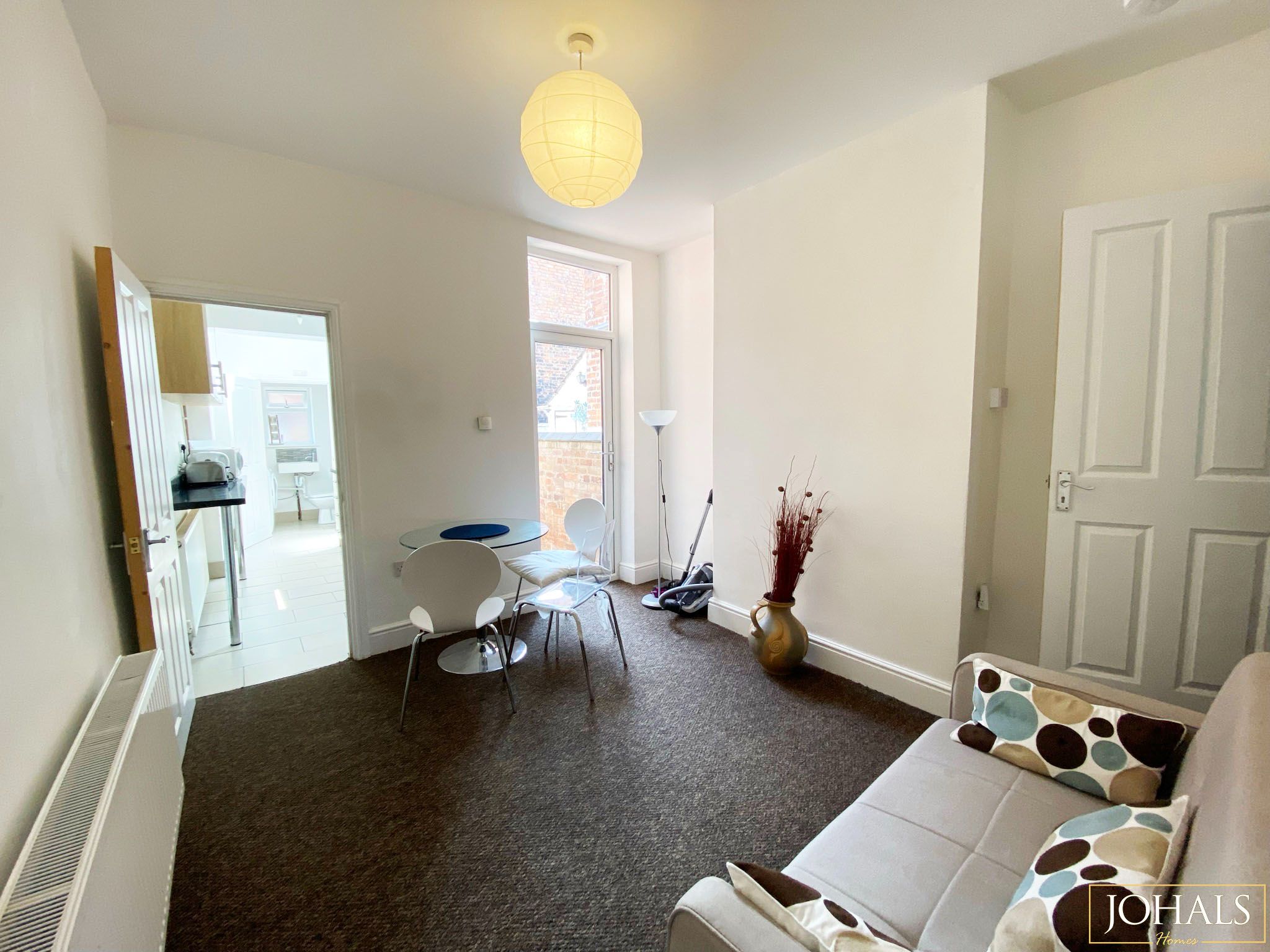 2 bed terraced house to rent in Howard Road, Leicester  - Property Image 2