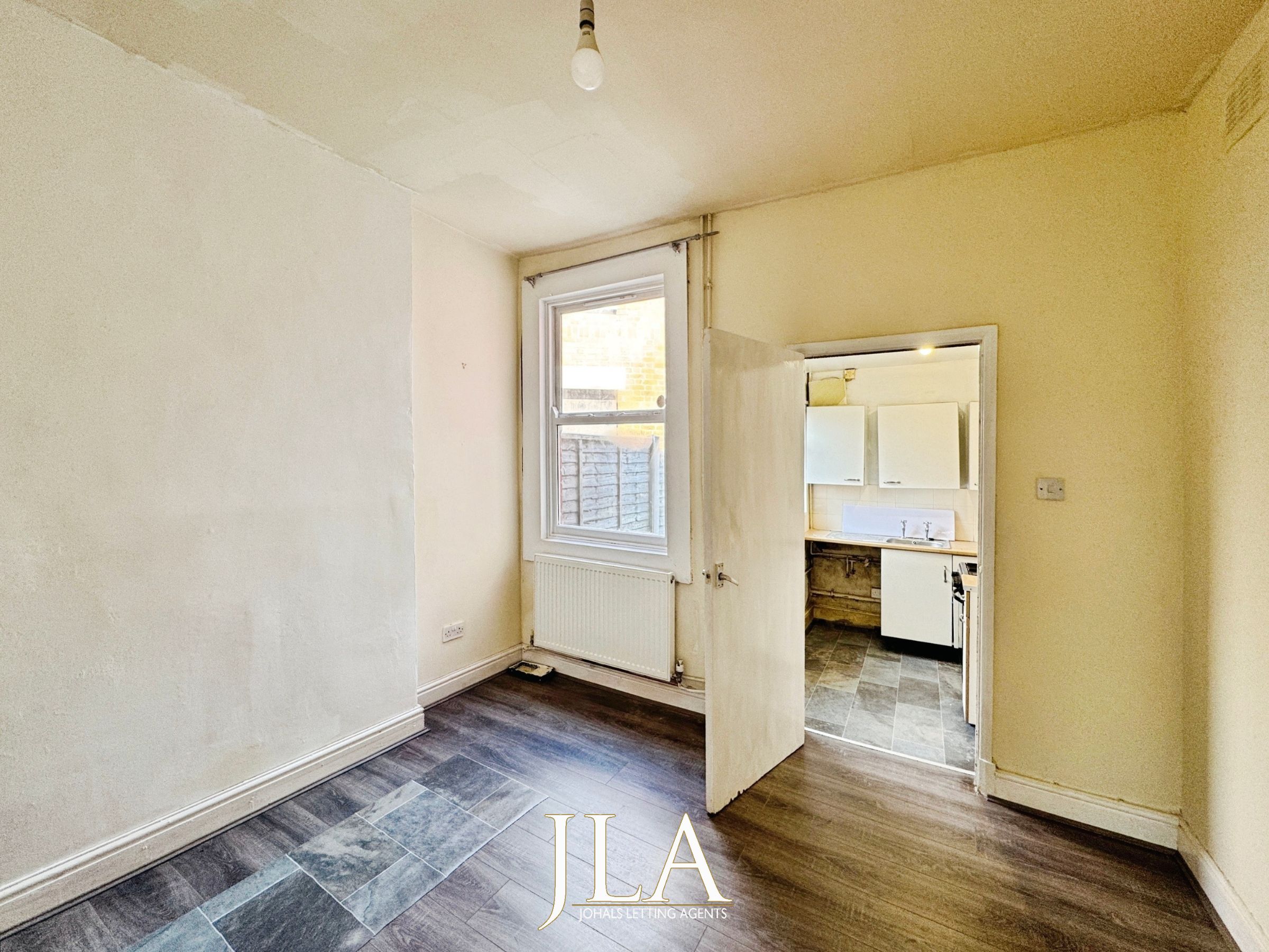 2 bed terraced house to rent in Richmond Road, Leicester 6