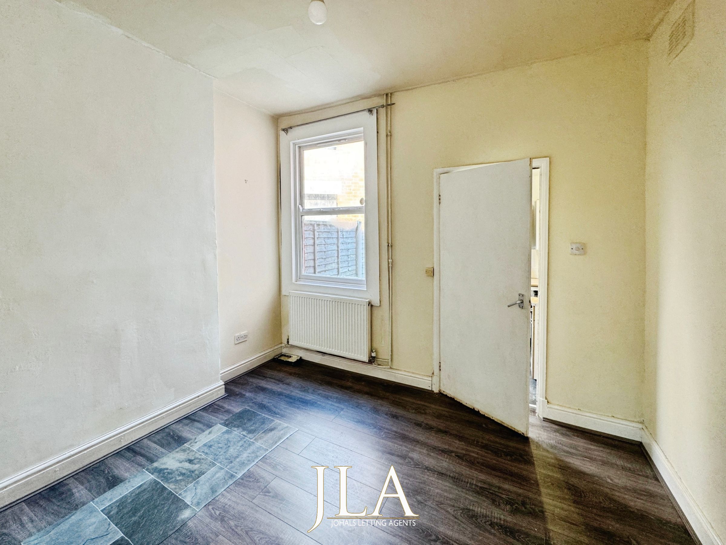 2 bed terraced house to rent in Richmond Road, Leicester 7