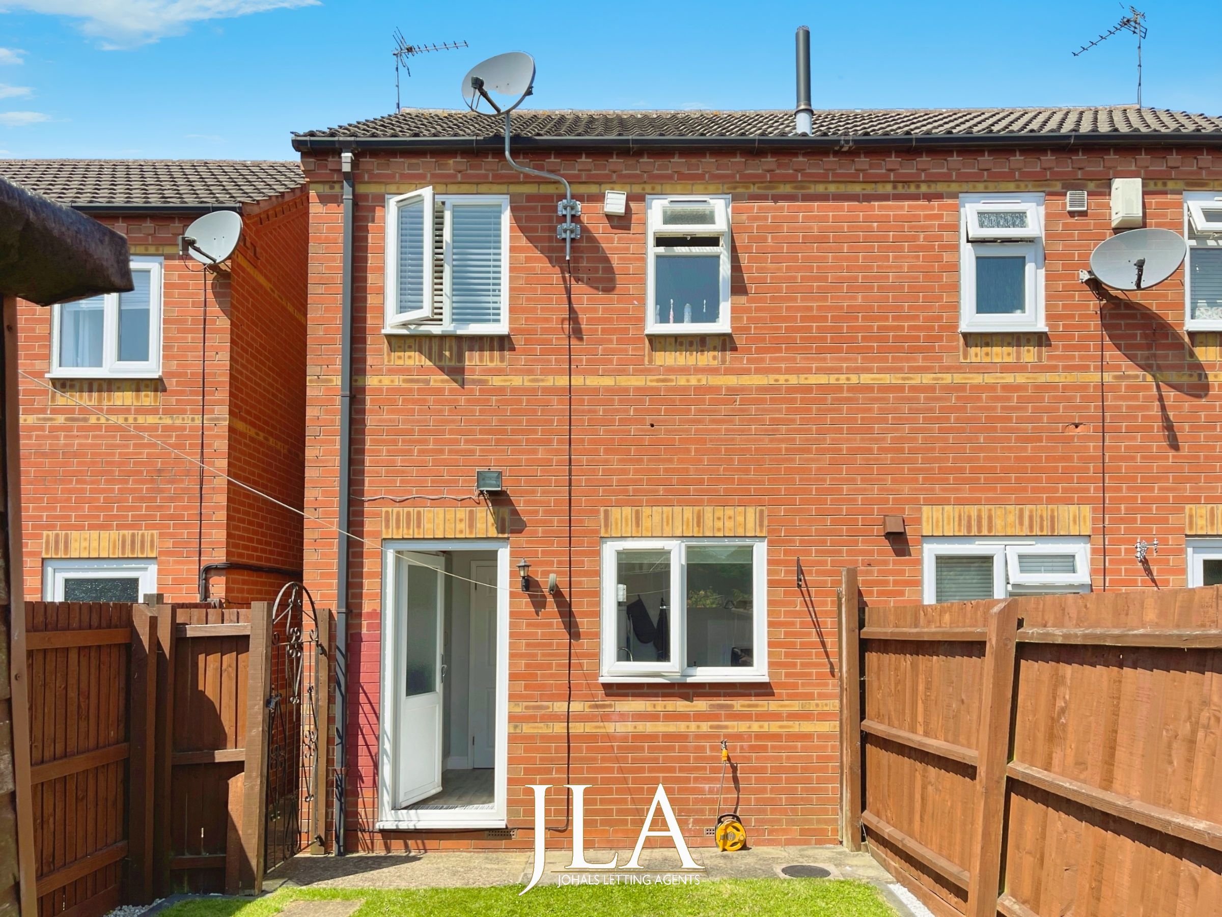 2 bed semi-detached house to rent in Clipstone Gardens, Wigston 11