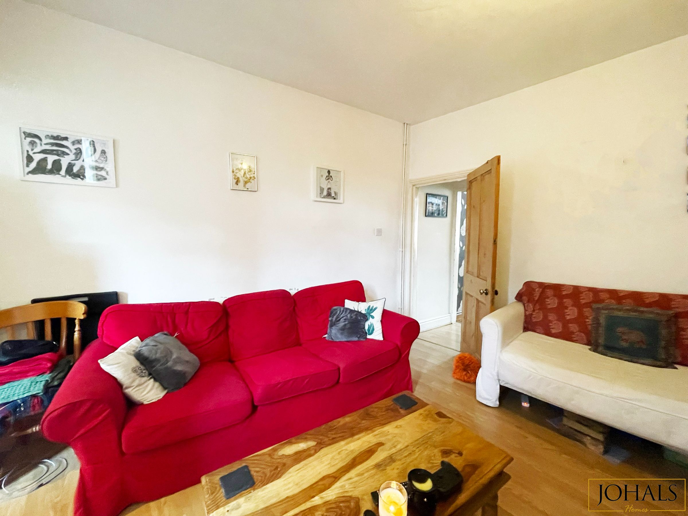 2 bed terraced house to rent in Clarendon Park Road, Leicester 3