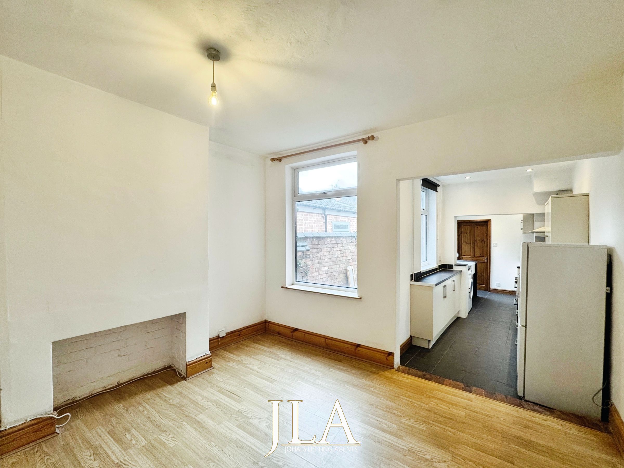 2 bed terraced house to rent in Clarendon Park Road, Leicester  - Property Image 10