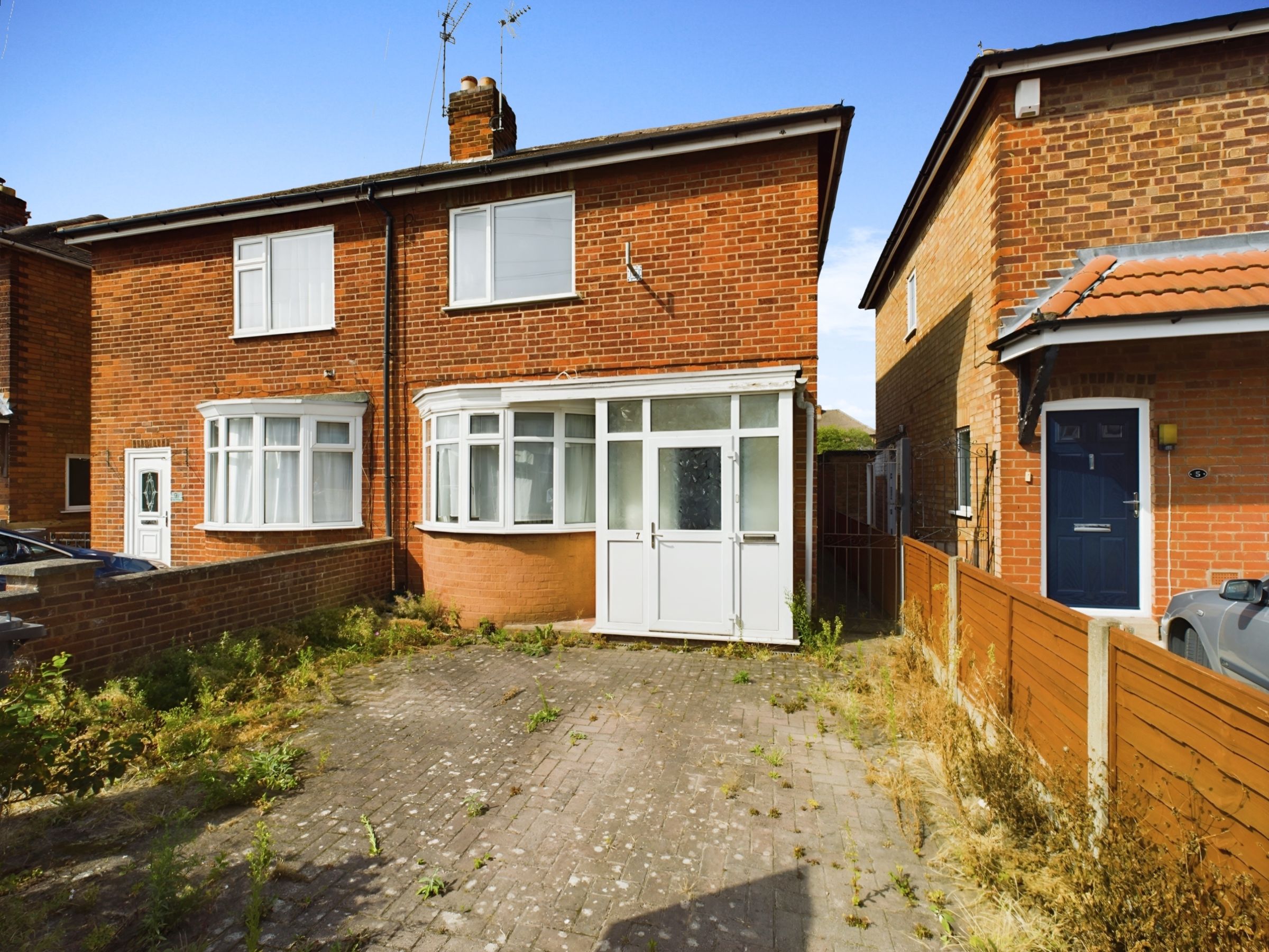 2 bed semi-detached house to rent in Alton Road, Leicester, LE2 