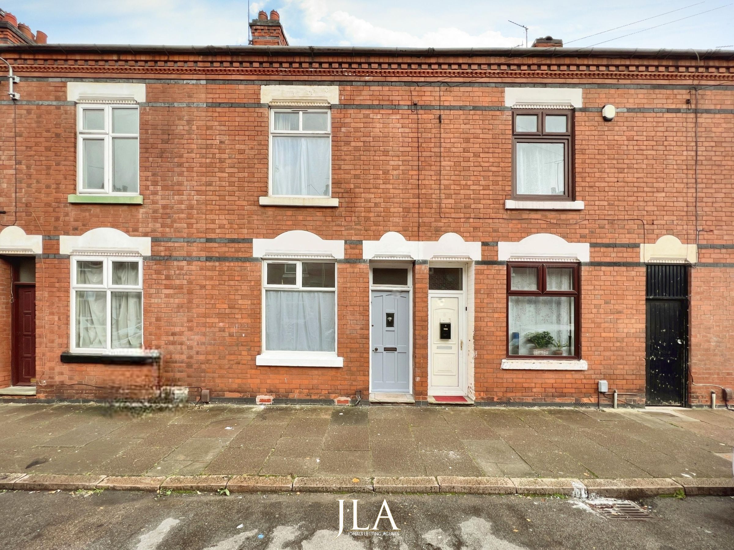 3 bed terraced house to rent in Draper Street, Leicester  - Property Image 1