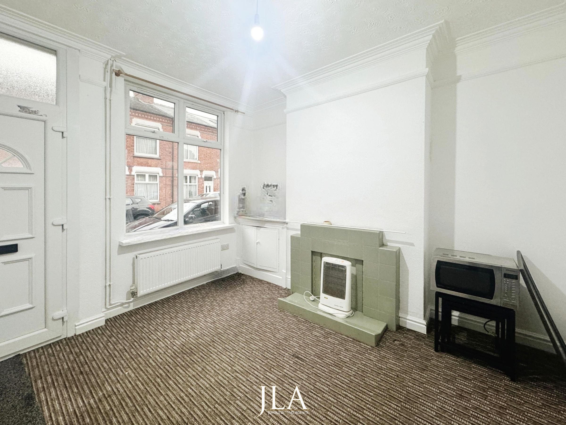 2 bed terraced house to rent in Kingston Road, Leicester 3