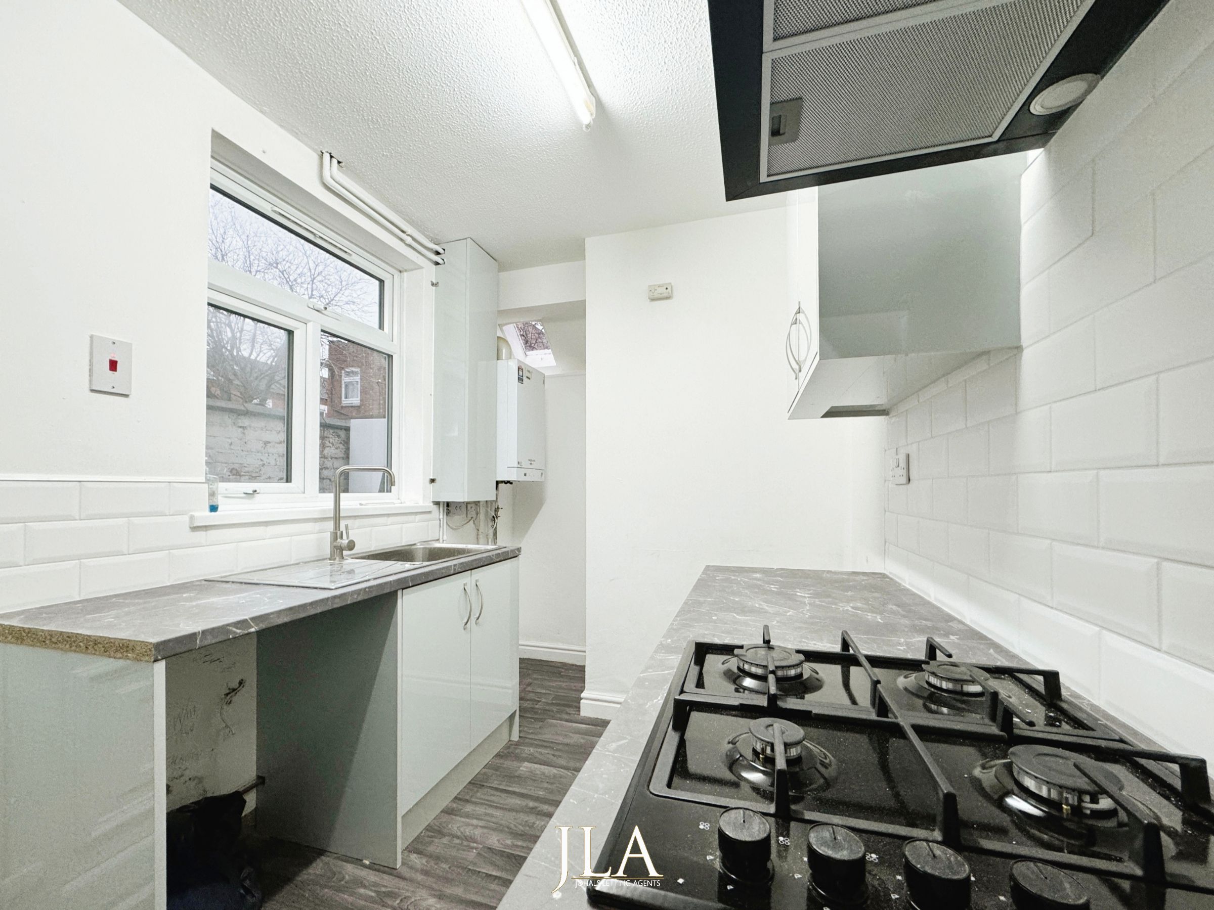 2 bed terraced house to rent in Kingston Road, Leicester  - Property Image 9
