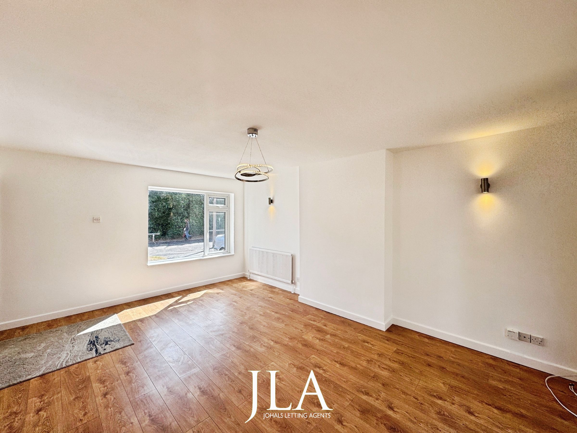3 bed detached house to rent in Newhaven Road, Leicester 4