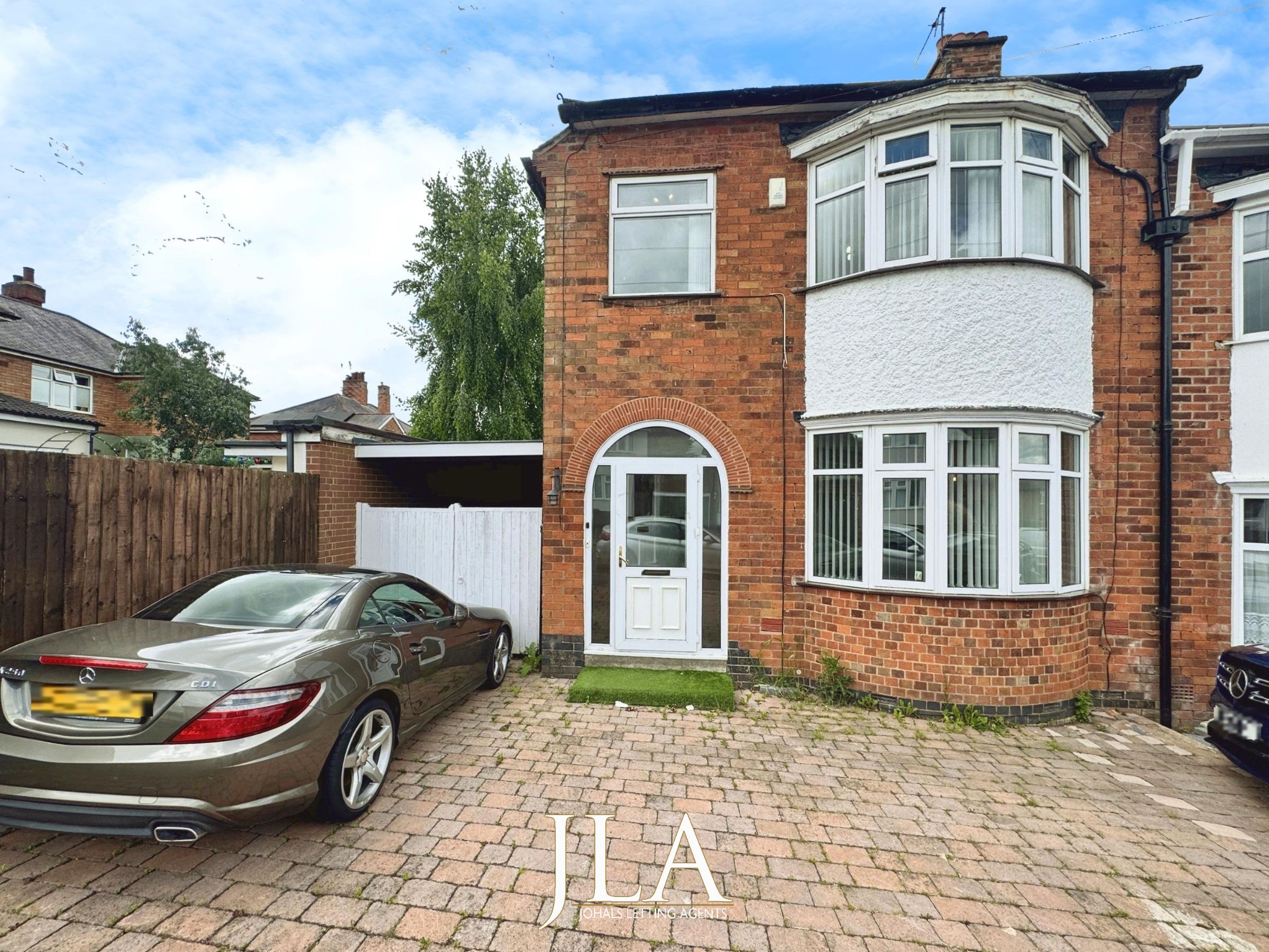 4 bed semi-detached house to rent in Grange Road, Wigston  - Property Image 1