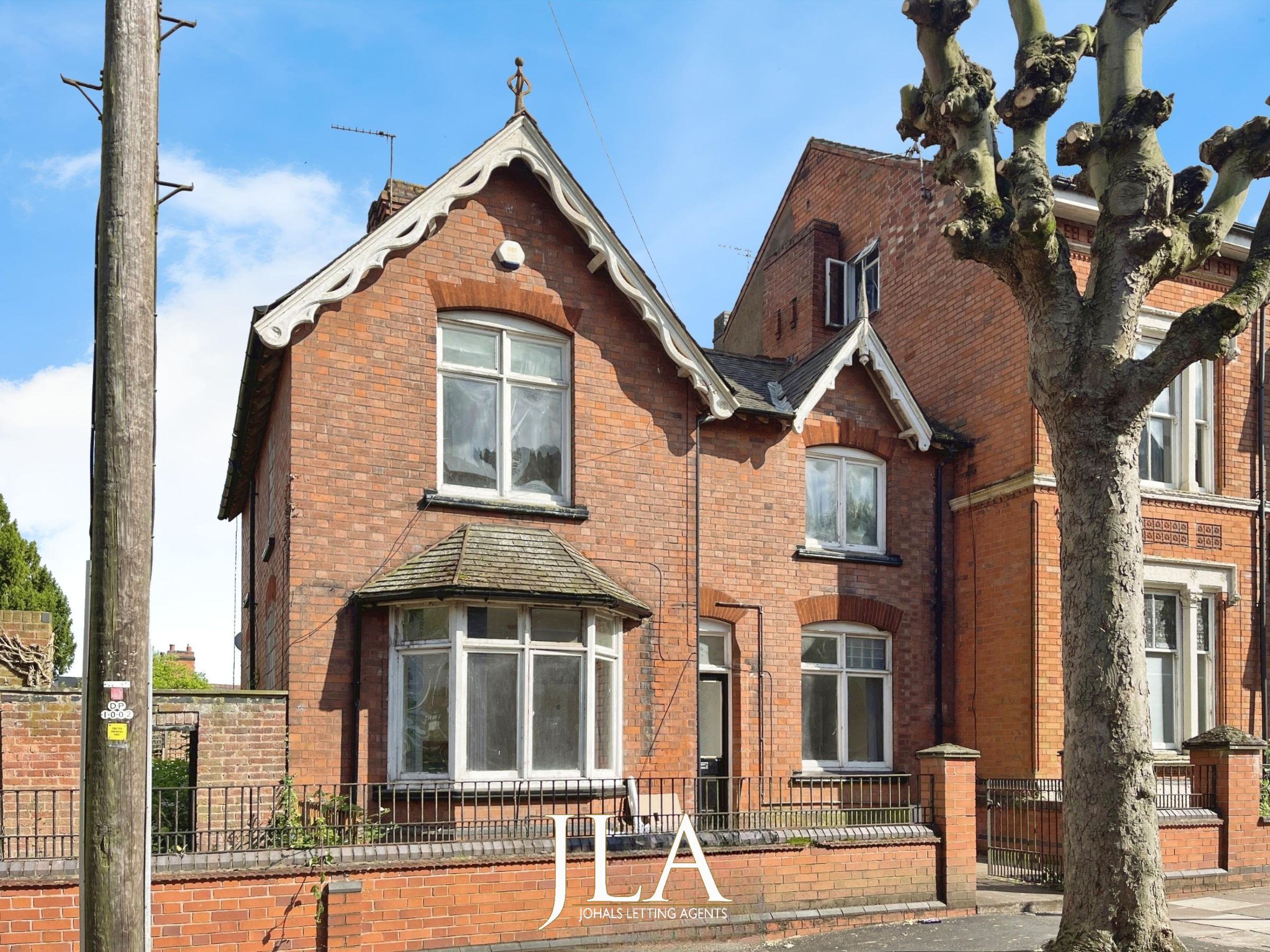 5 bed semi-detached house to rent in St. James Road, Leicester  - Property Image 1