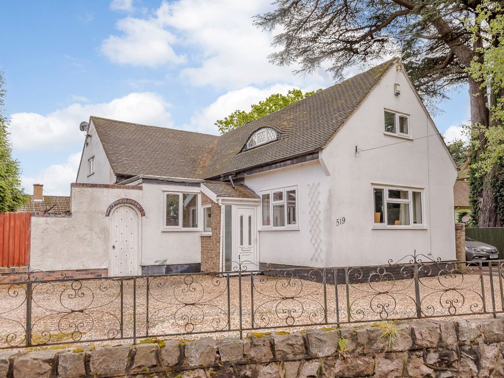 5 bed detached house to rent in Loughborough Road, Leicester  - Property Image 1