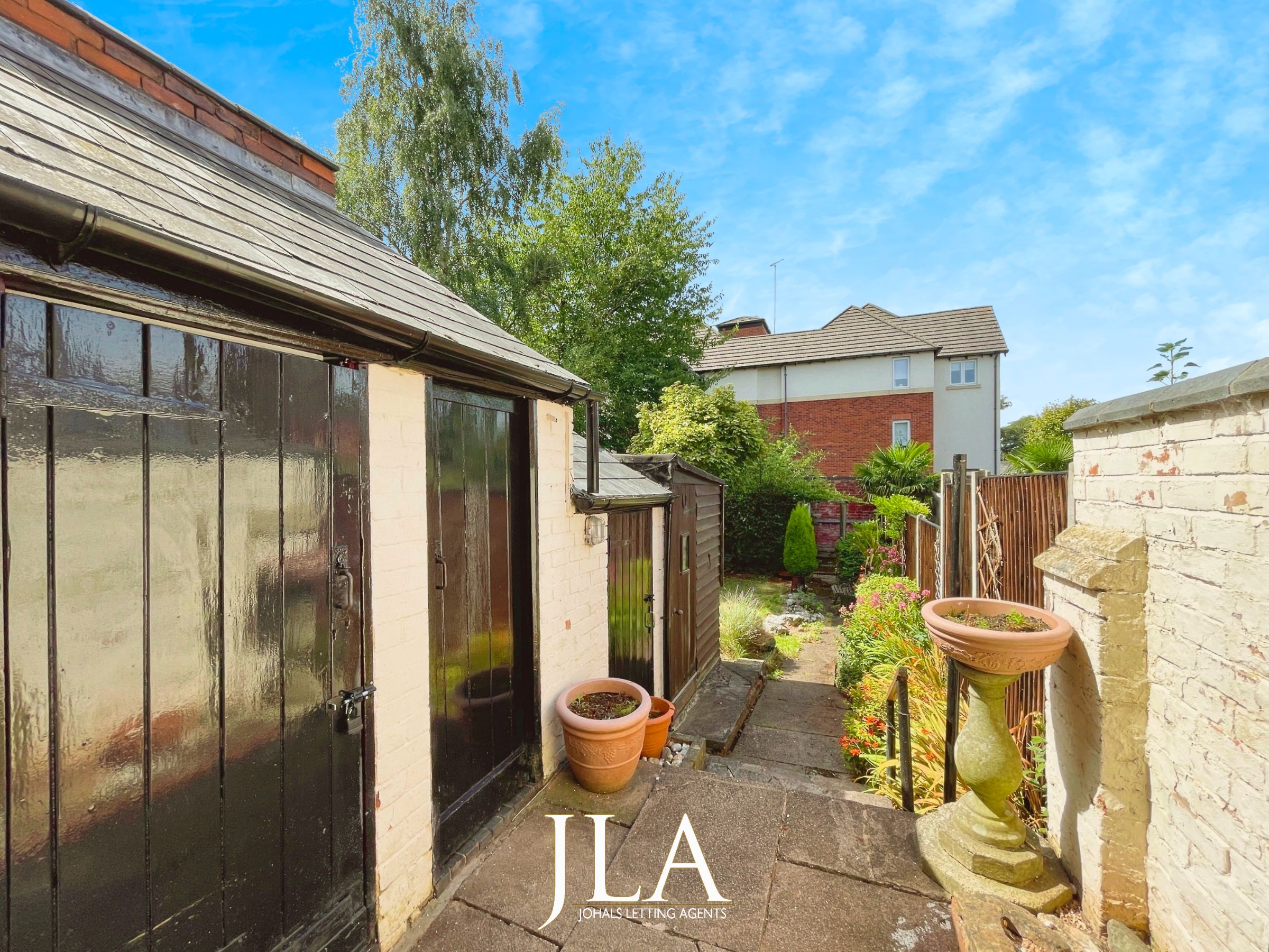 2 bed terraced house to rent in Sandhurst Street, Leicester  - Property Image 14