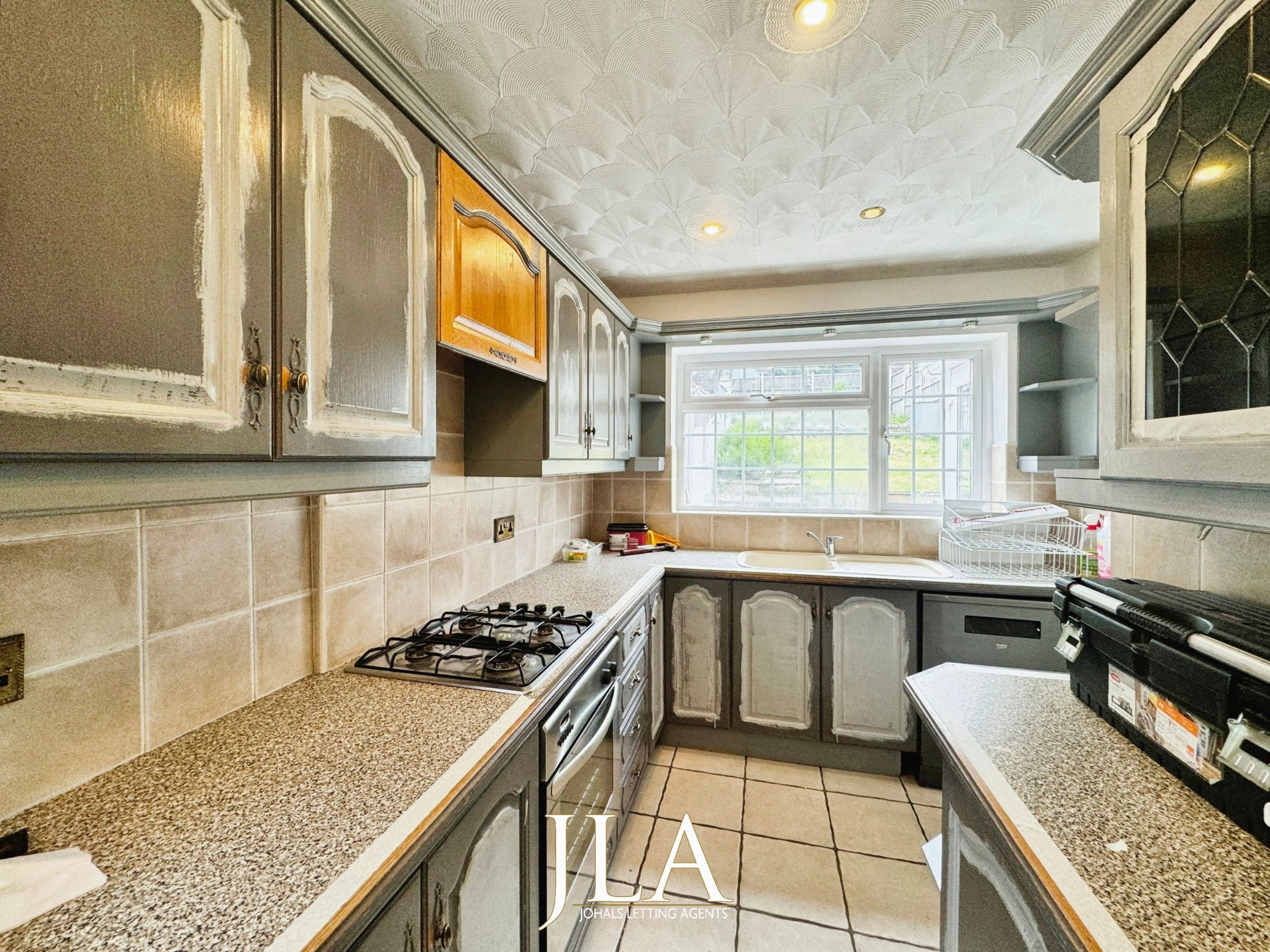 3 bed semi-detached house to rent in Anstey Lane, Leicester  - Property Image 3