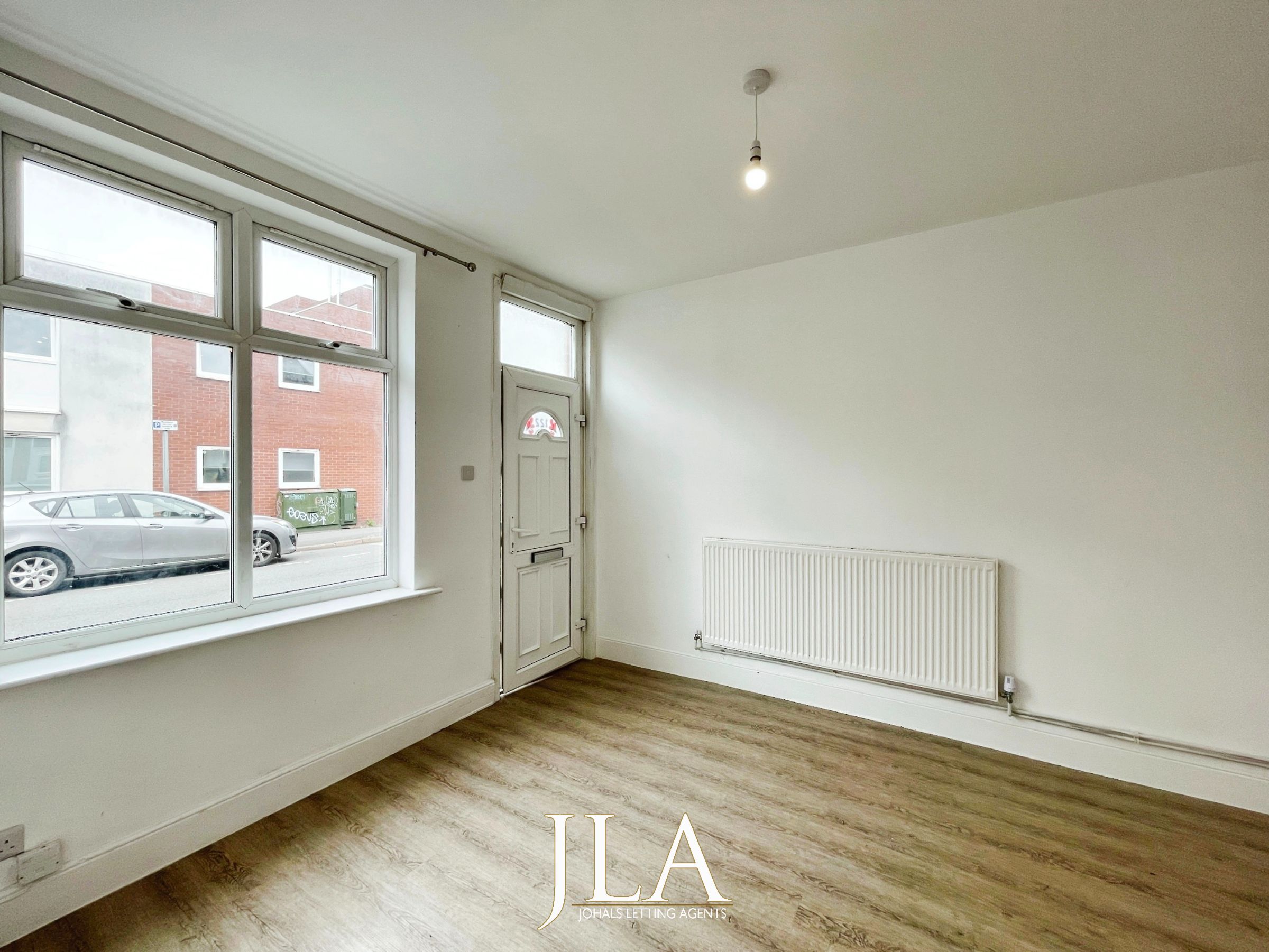 2 bed terraced house to rent in Jarrom Street, Leicester 2