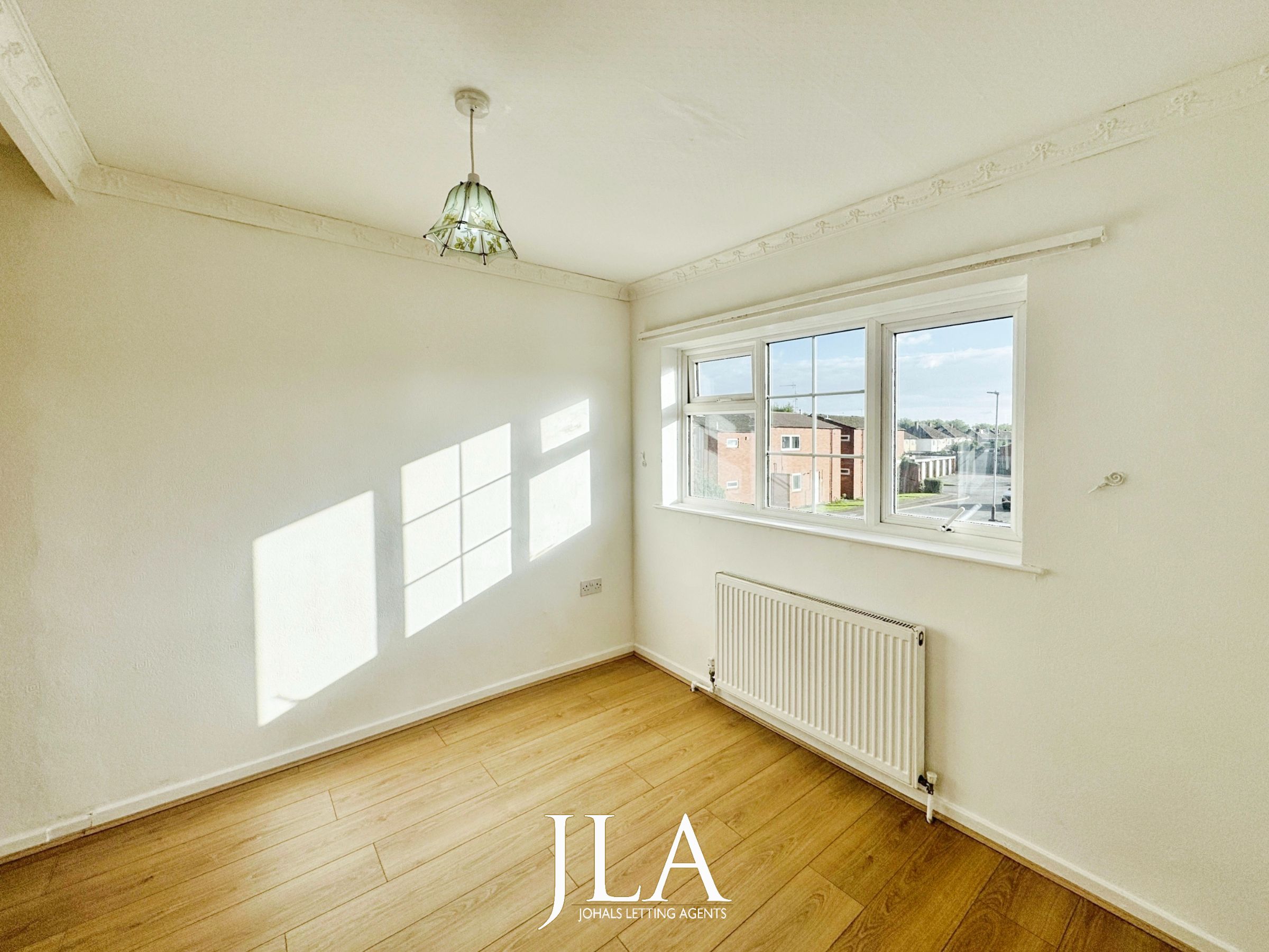 3 bed terraced house to rent in Langley Walk, Leicester  - Property Image 10