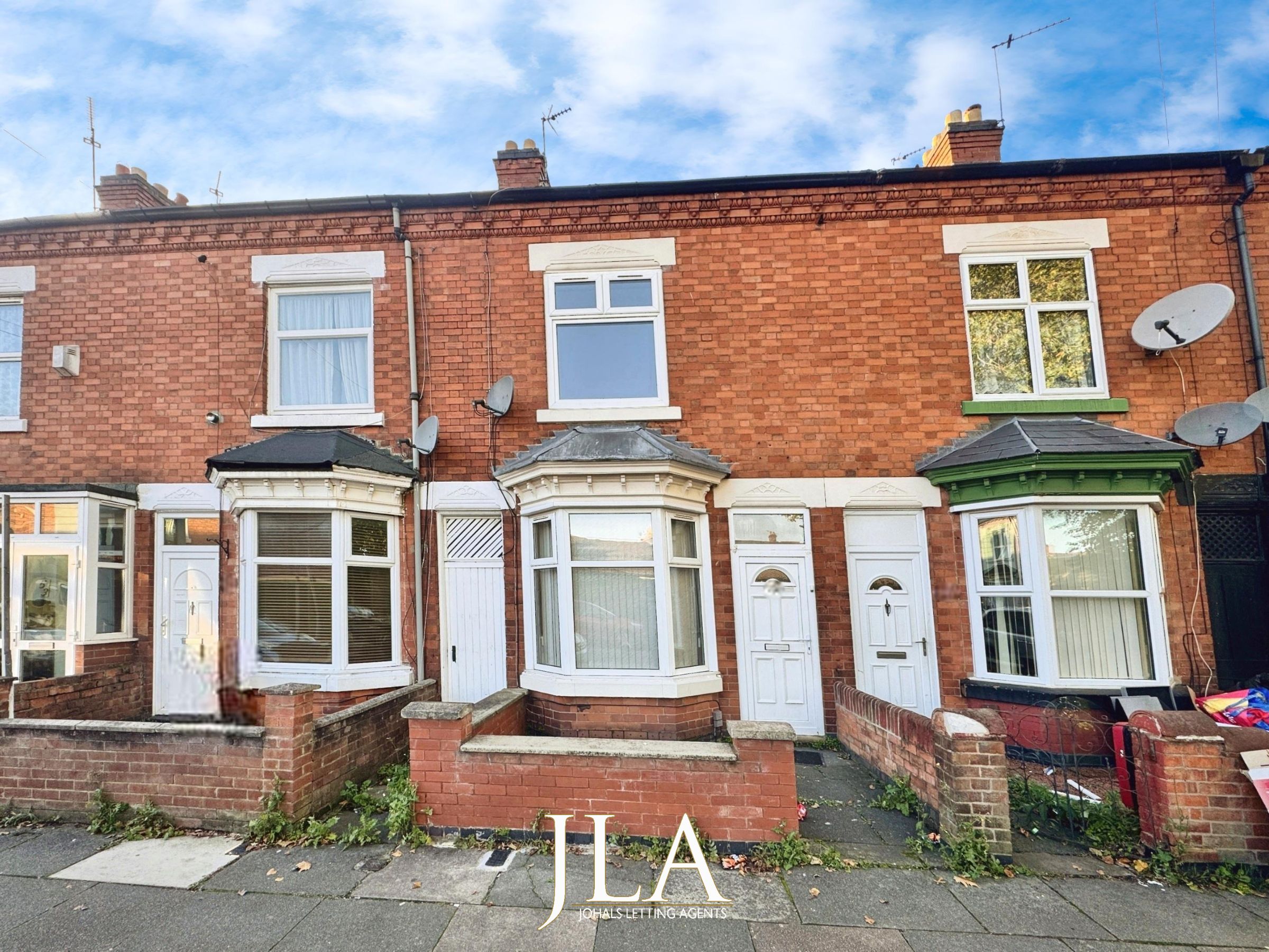 3 bed terraced house to rent in Bridge Road, Leicester  - Property Image 1