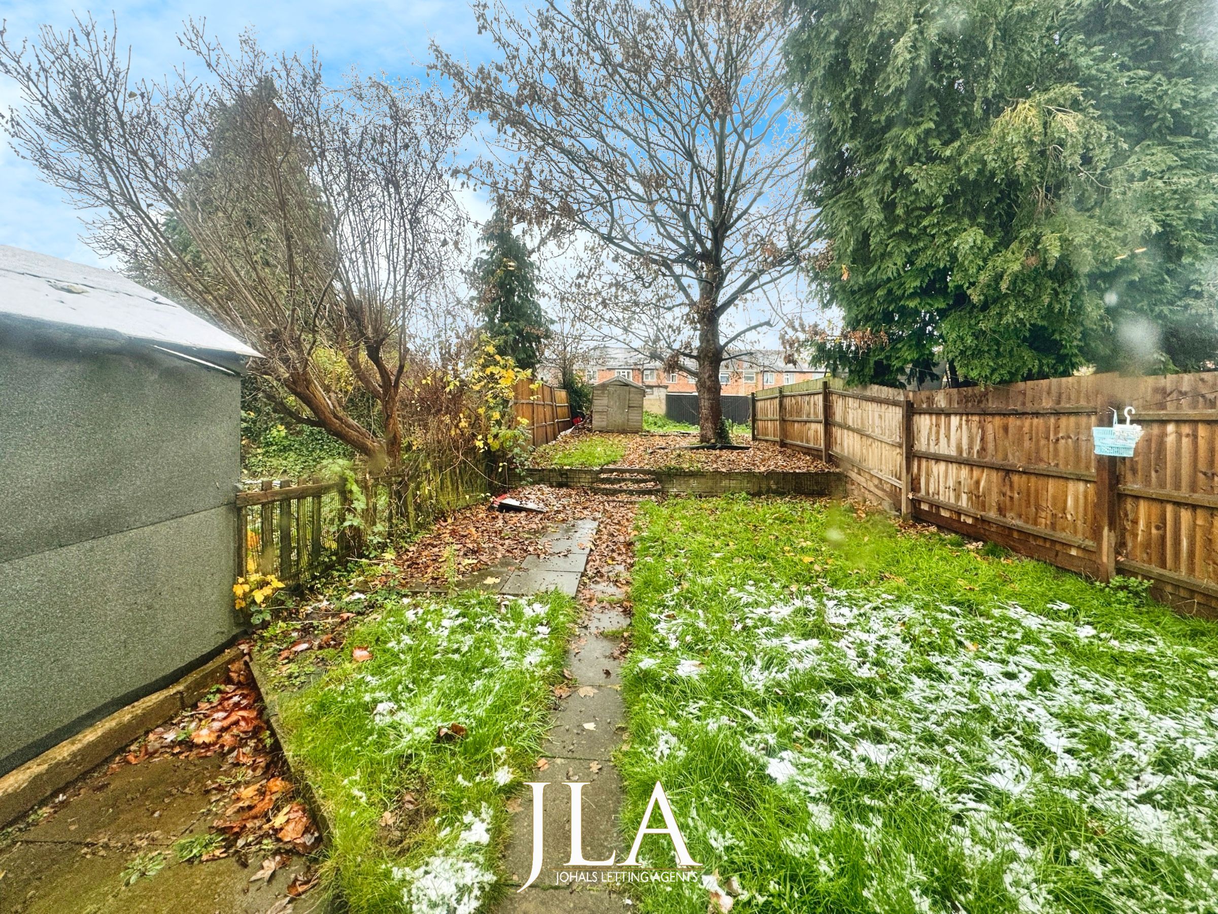 3 bed semi-detached house to rent in Abbey Lane, Leicester 9