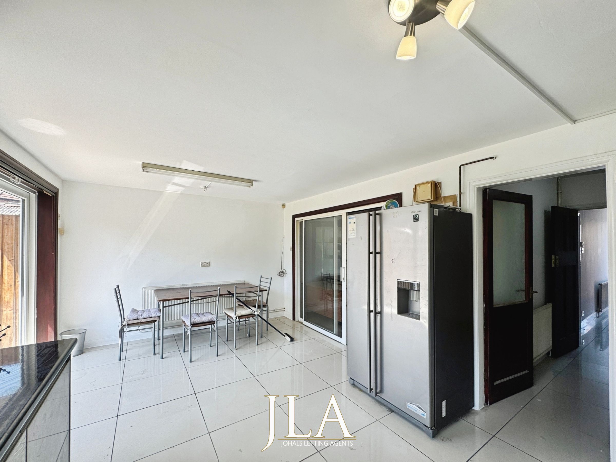 3 bed semi-detached house to rent in Checketts Road, Leicester  - Property Image 8