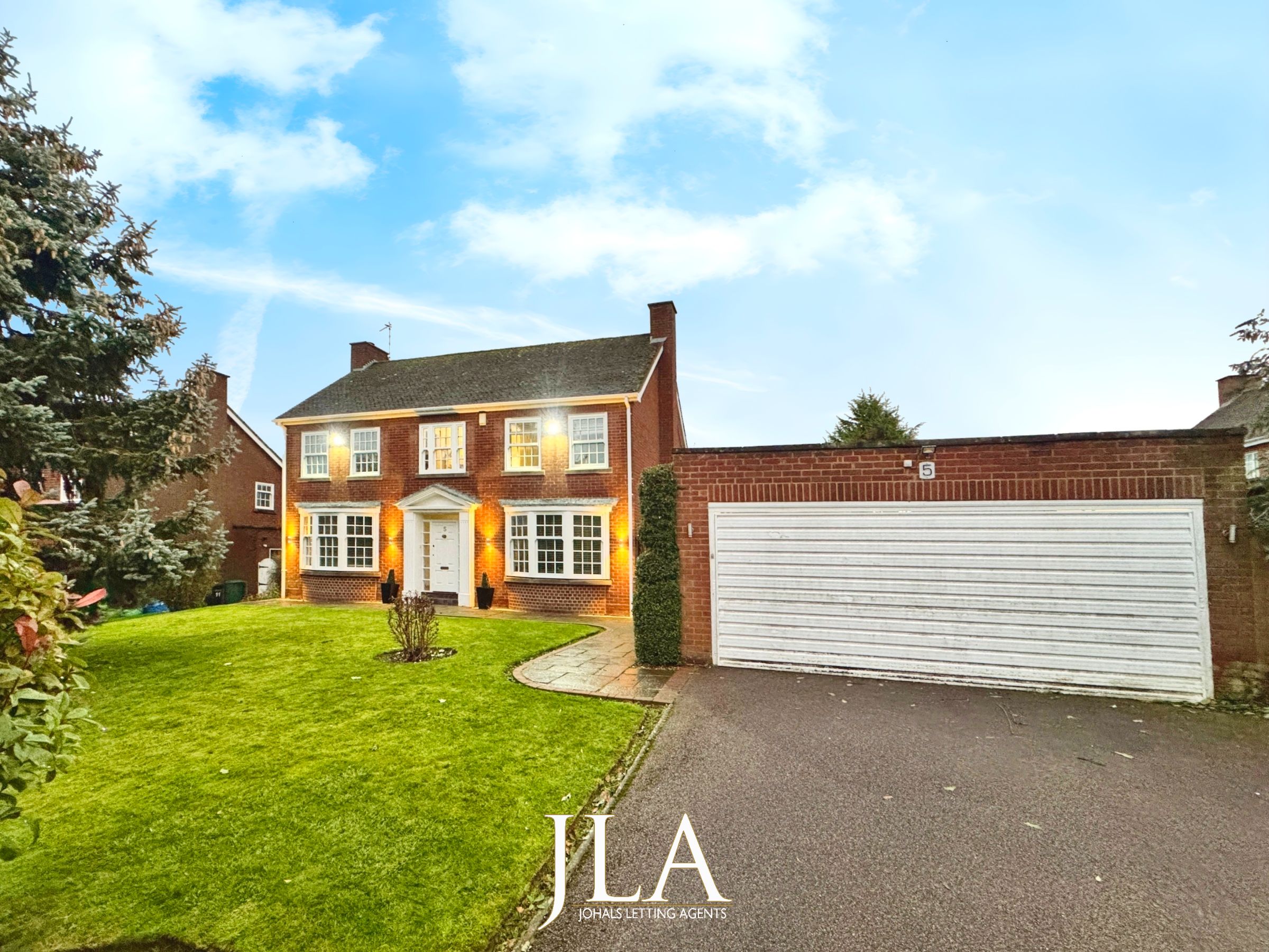 4 bed detached house to rent in Cranborne Gardens, Leicester  - Property Image 1