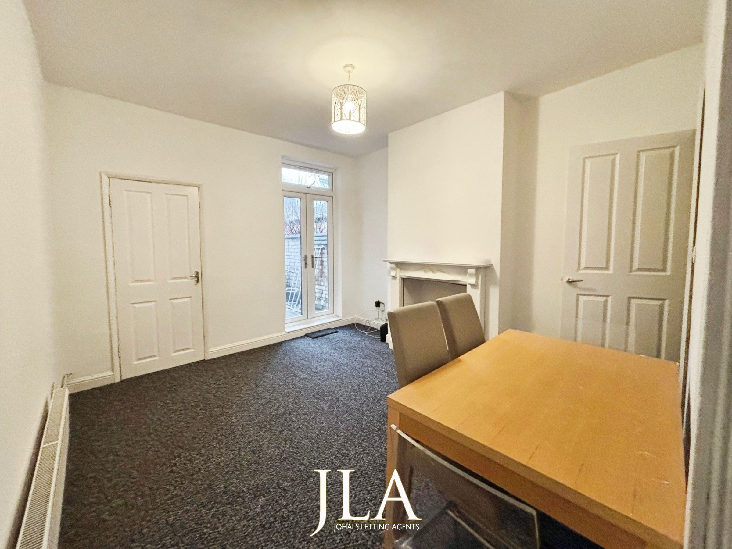 3 bed terraced house to rent in Hartopp Road, Leicester  - Property Image 2