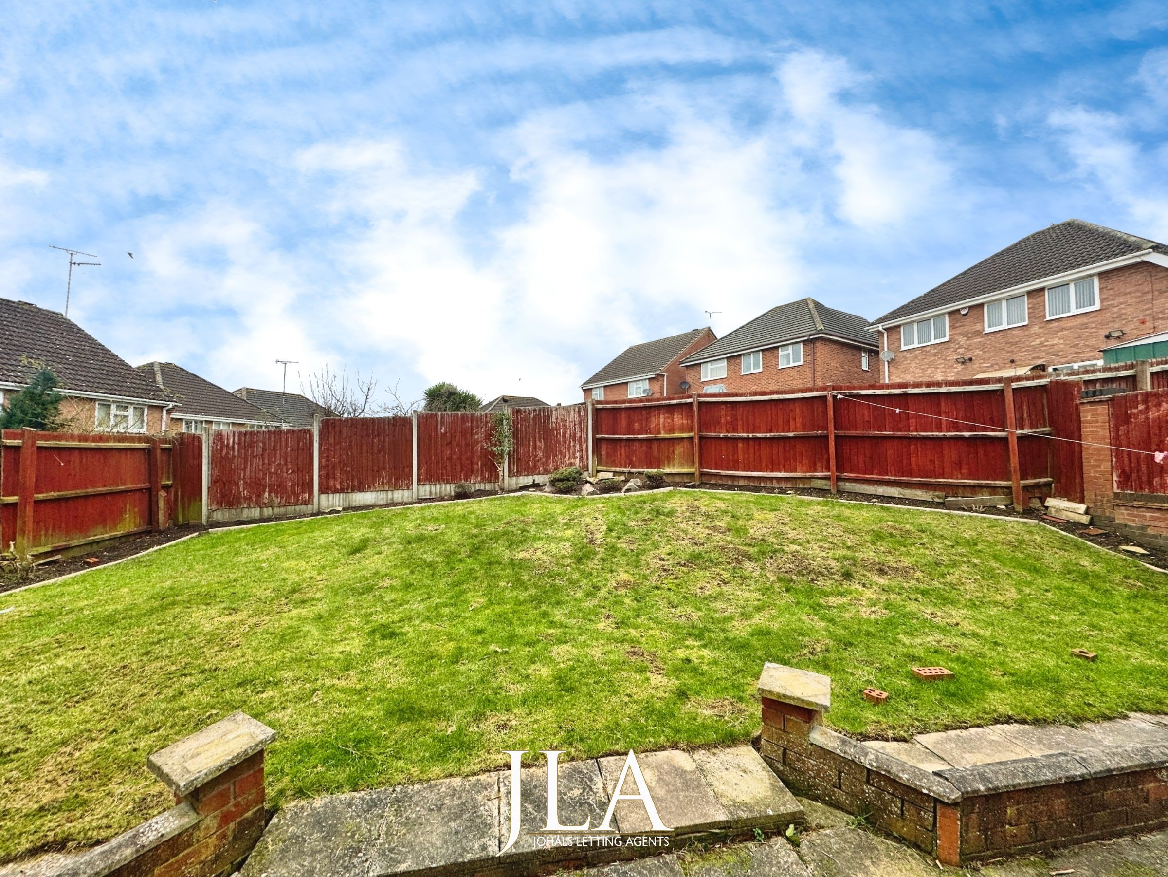 4 bed detached house to rent in Hollybank Close, Leicester  - Property Image 3