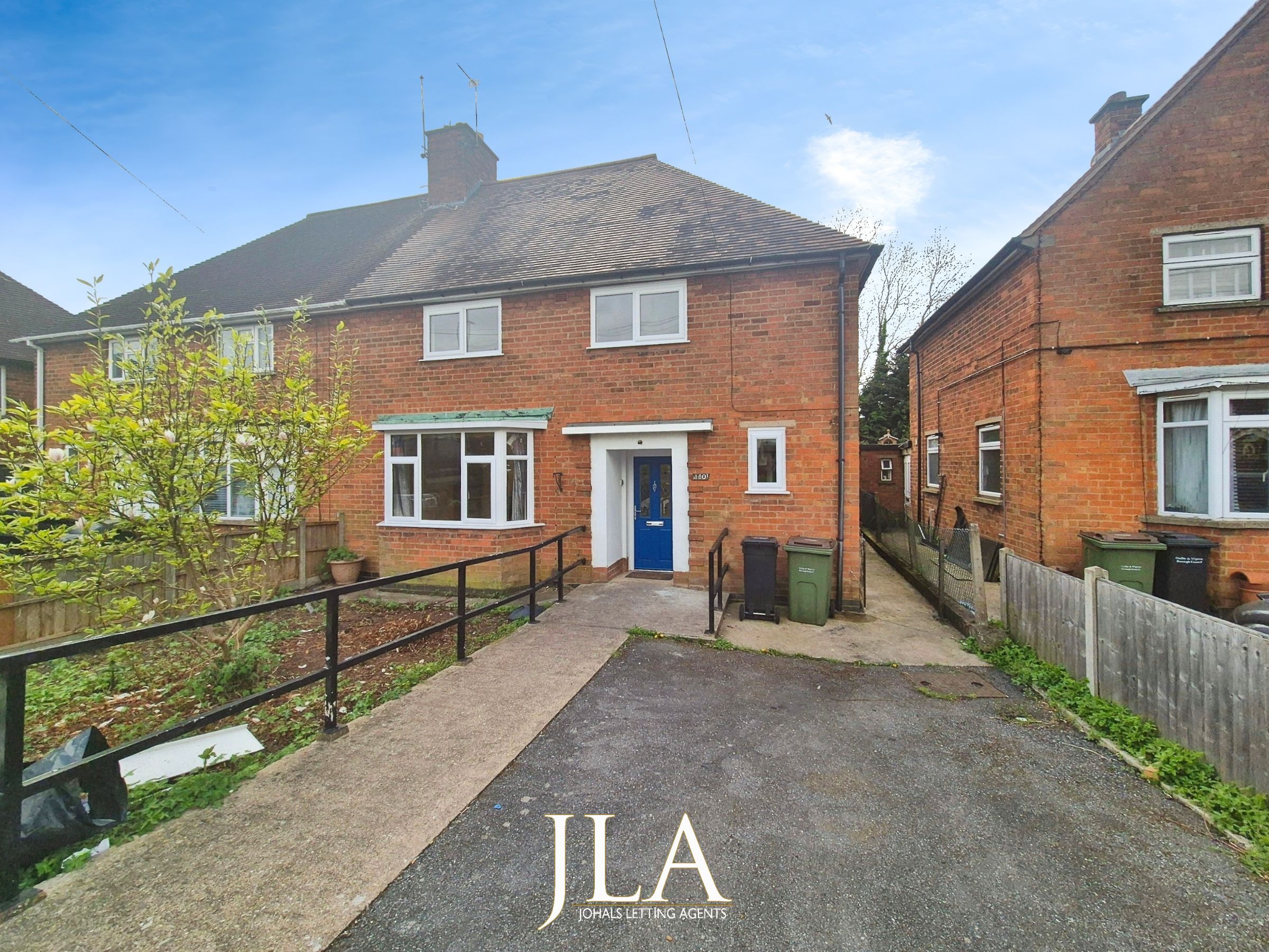 4 bed semi-detached house to rent in Aylestone Lane, Wigston - Property Image 1