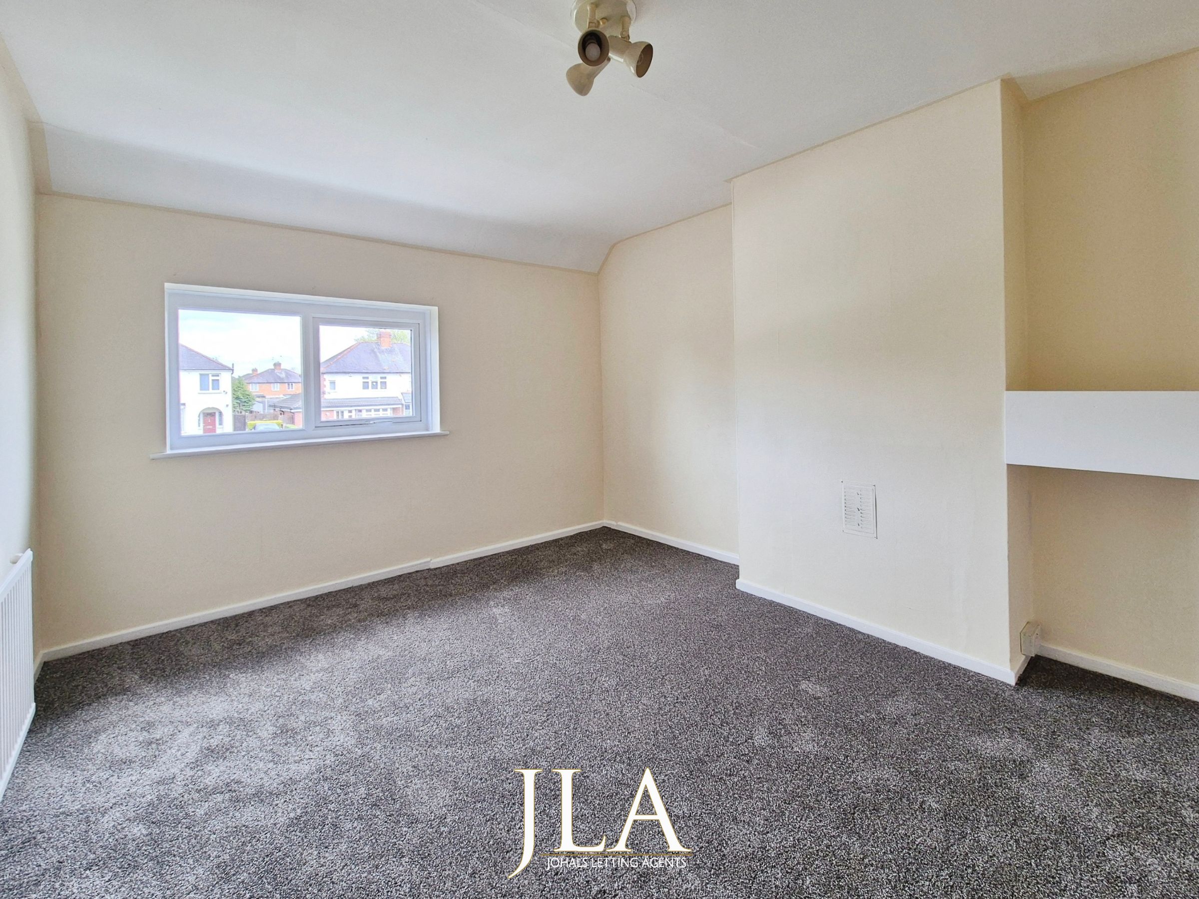 4 bed semi-detached house to rent in Aylestone Lane, Wigston  - Property Image 5