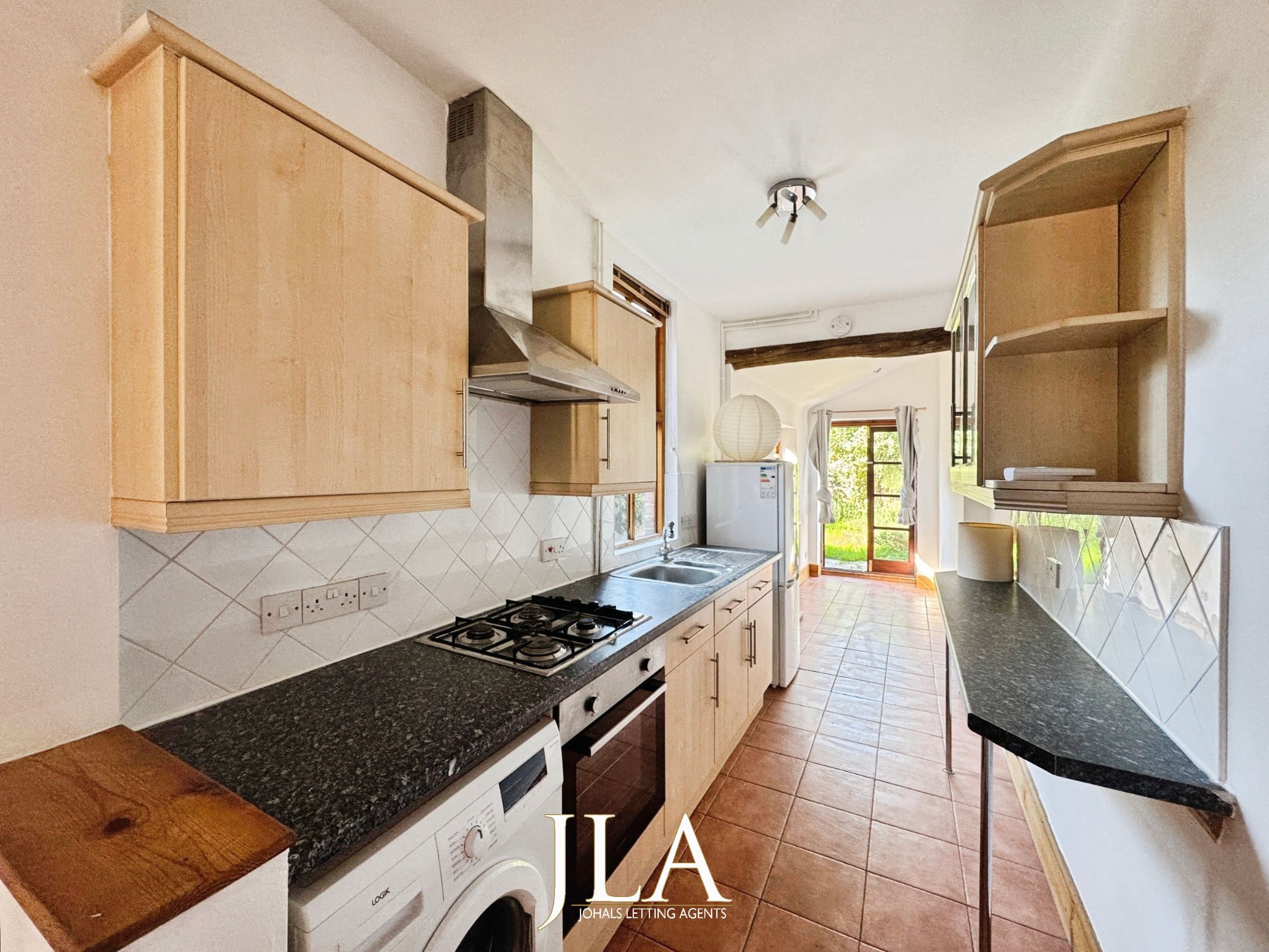 2 bed terraced house to rent in Hartopp Road, Leicester  - Property Image 3