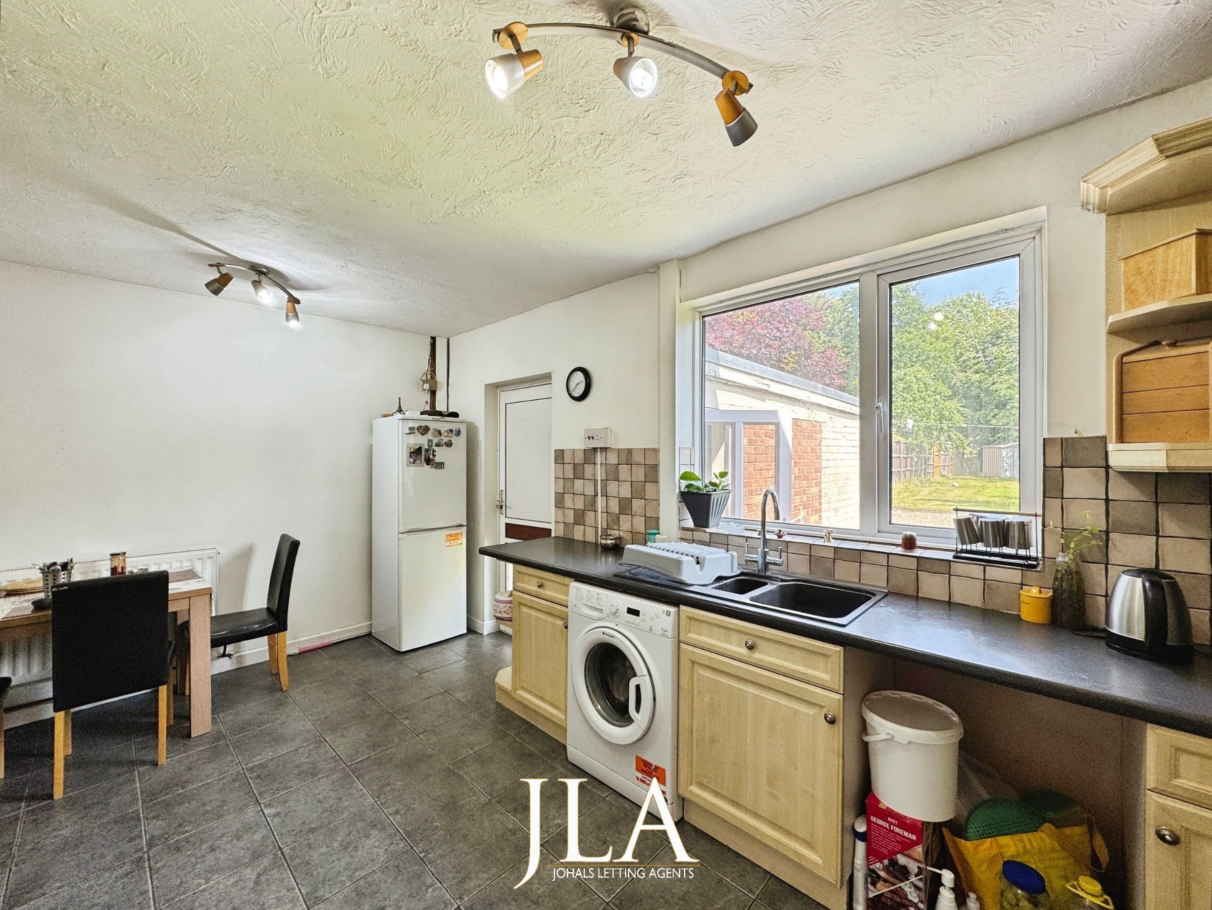4 bed terraced house to rent in Pullman Road, Wigston  - Property Image 9