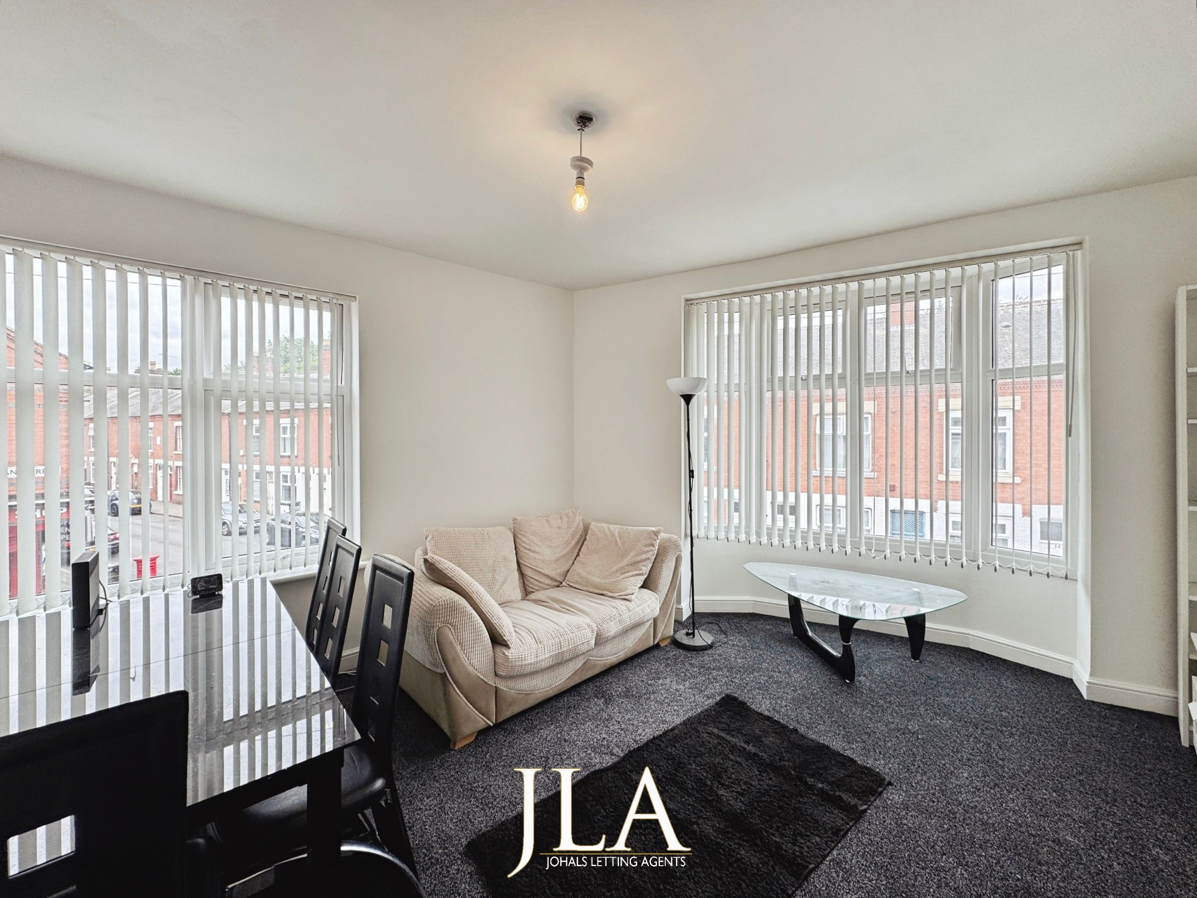 3 bed flat to rent in Vaughan Street, Leicester 2