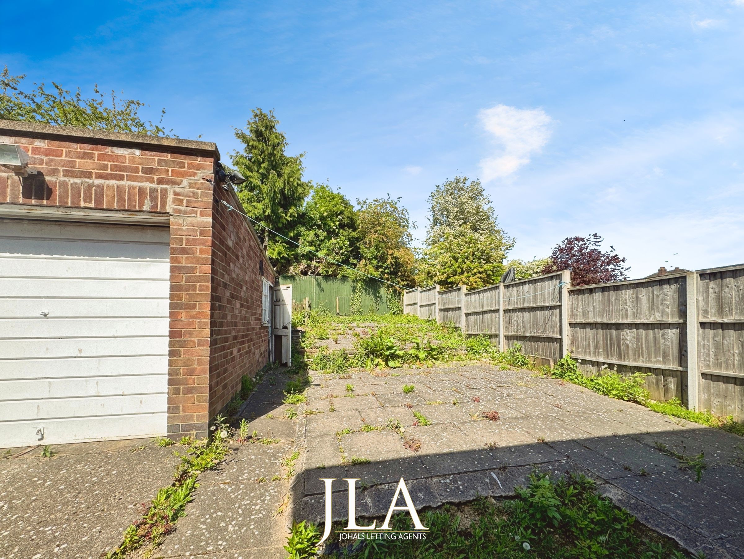3 bed semi-detached house to rent in Avebury Avenue, Leicester  - Property Image 8