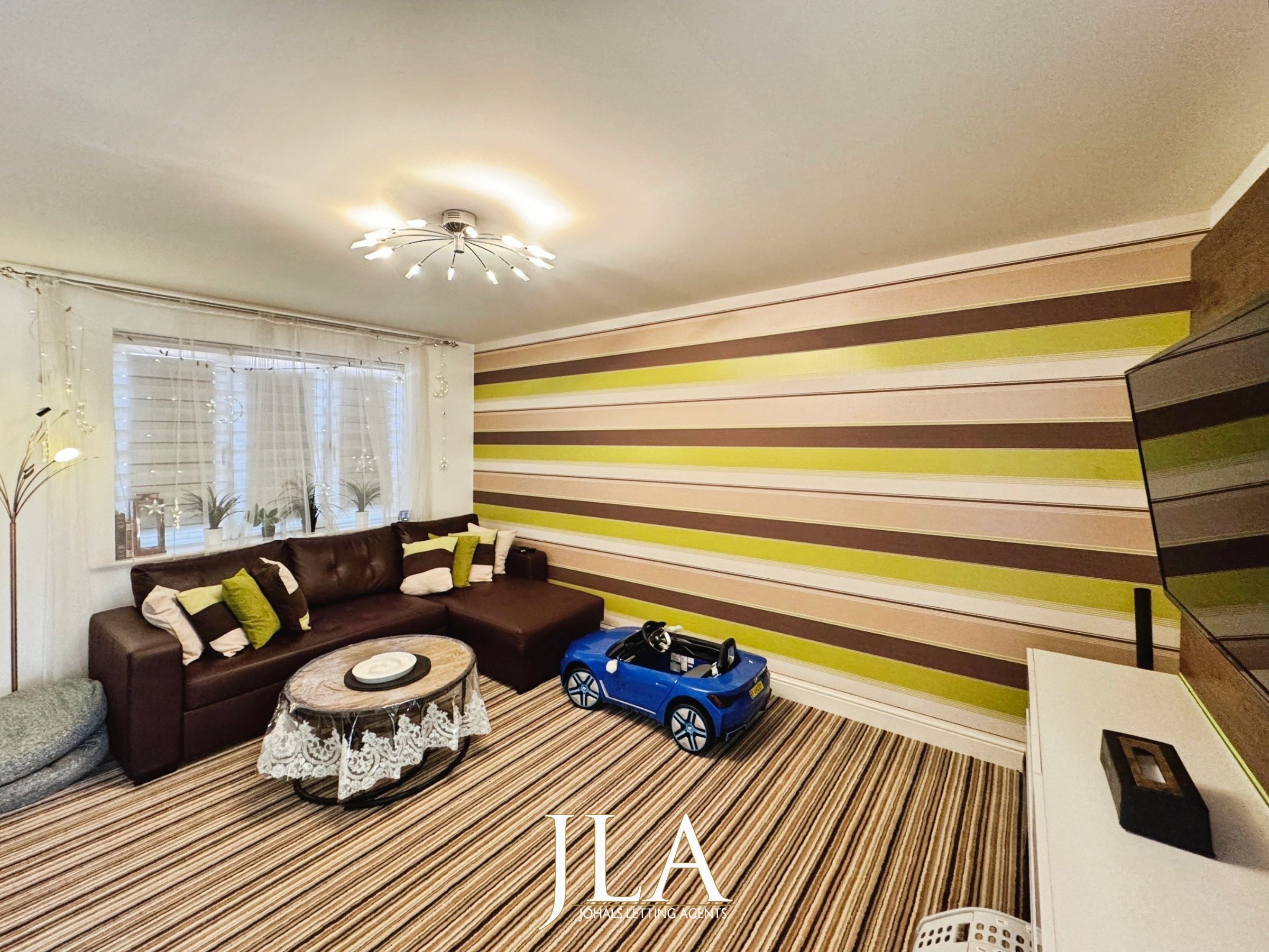 3 bed detached house to rent in Disraeli Street, Leicester  - Property Image 3