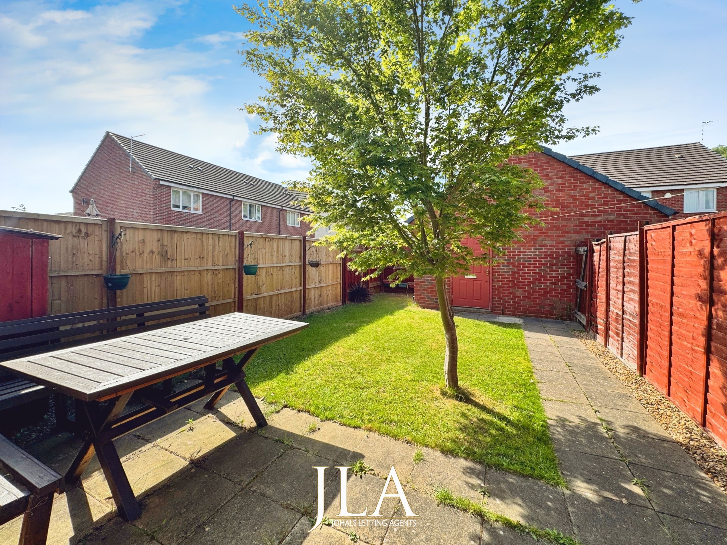 3 bed detached house to rent in Disraeli Street, Leicester  - Property Image 12