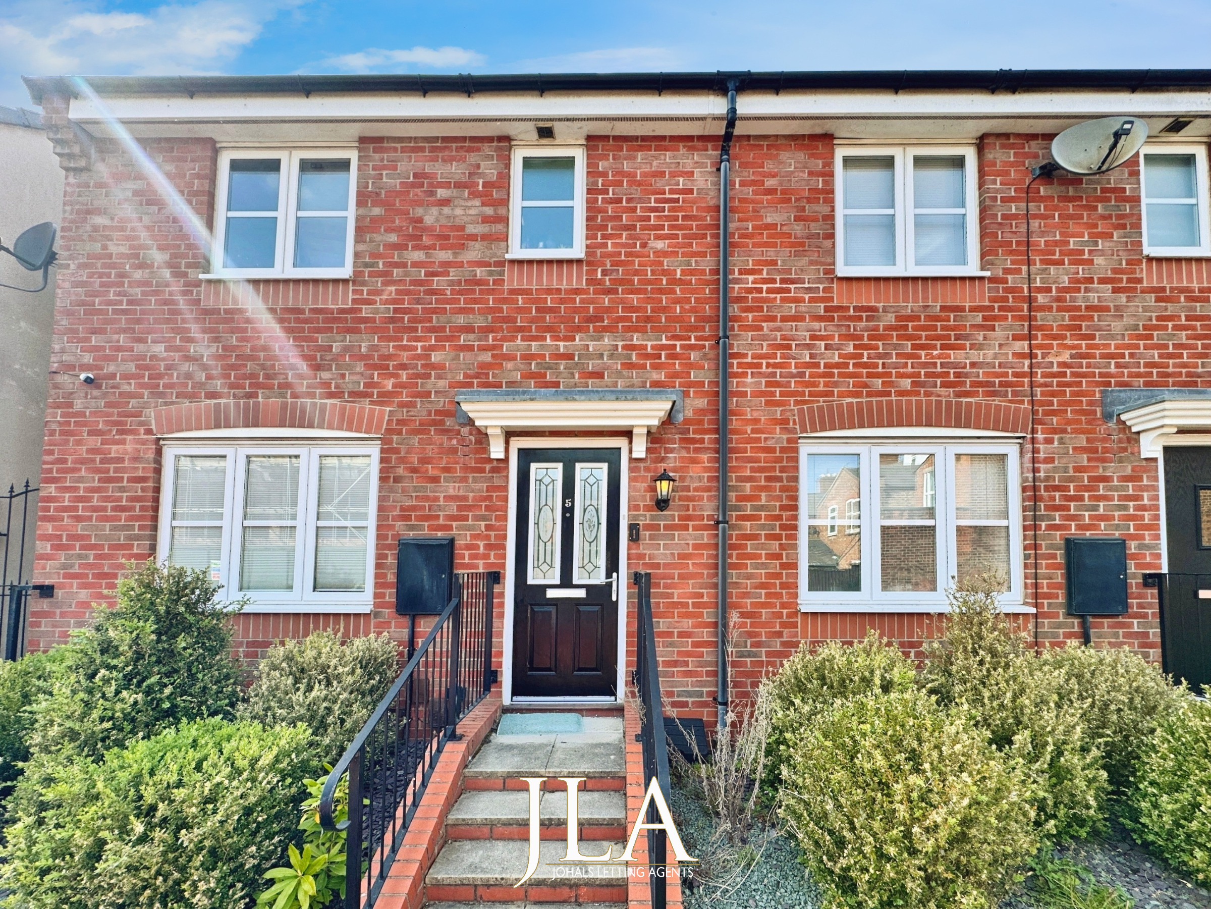 3 bed detached house to rent in Disraeli Street, Leicester, LE2