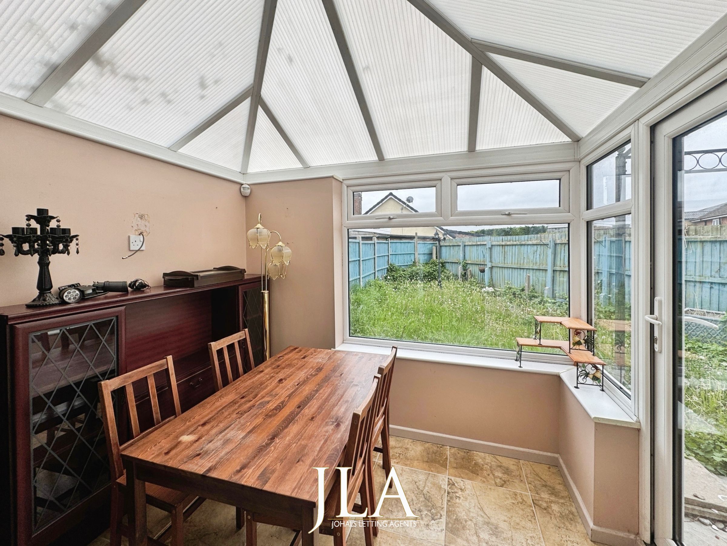 3 bed semi-detached house to rent in Gloucester Crescent, Wigston  - Property Image 5