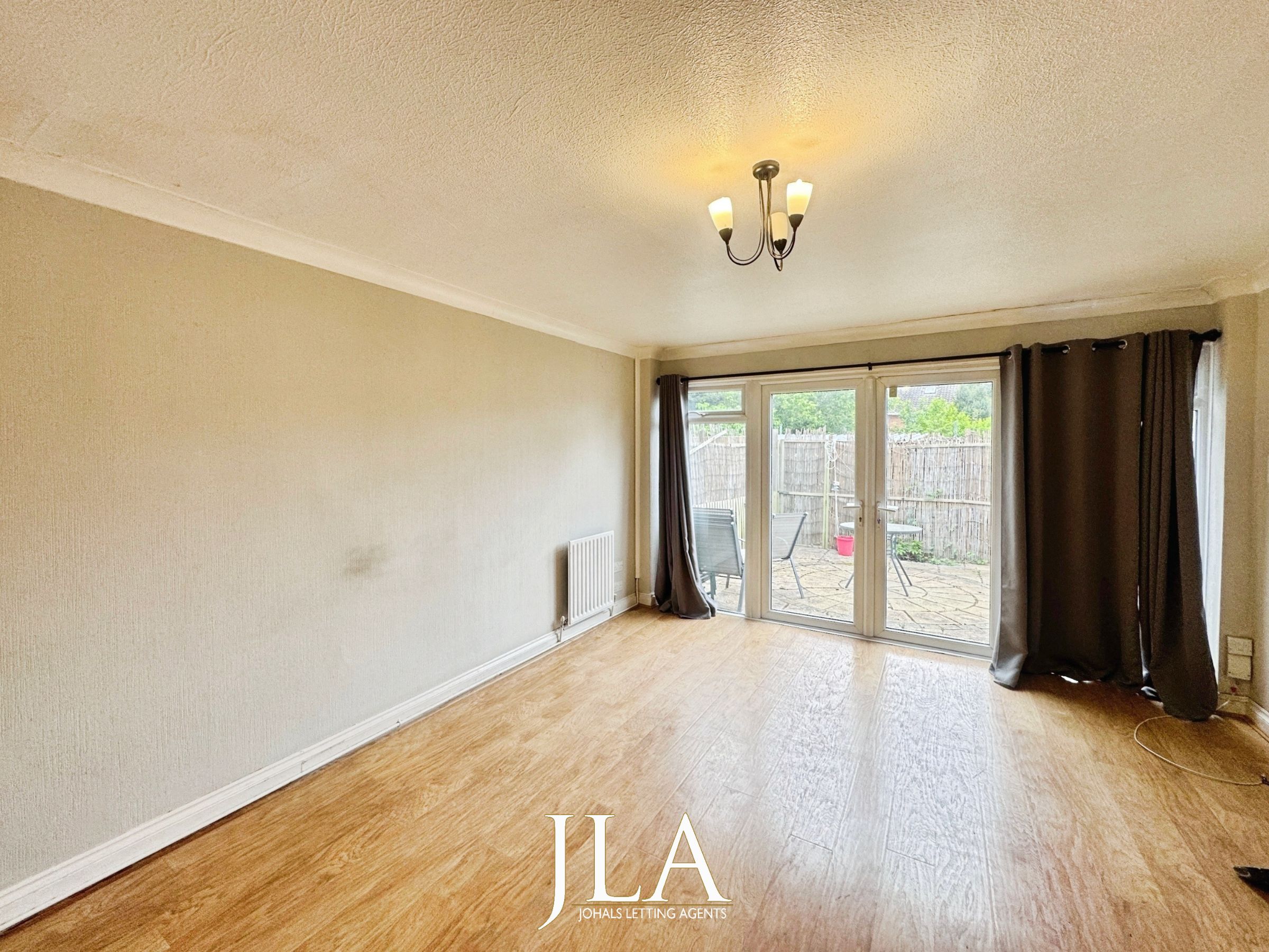 2 bed terraced house to rent in Aylestone Lane, Wigston 3