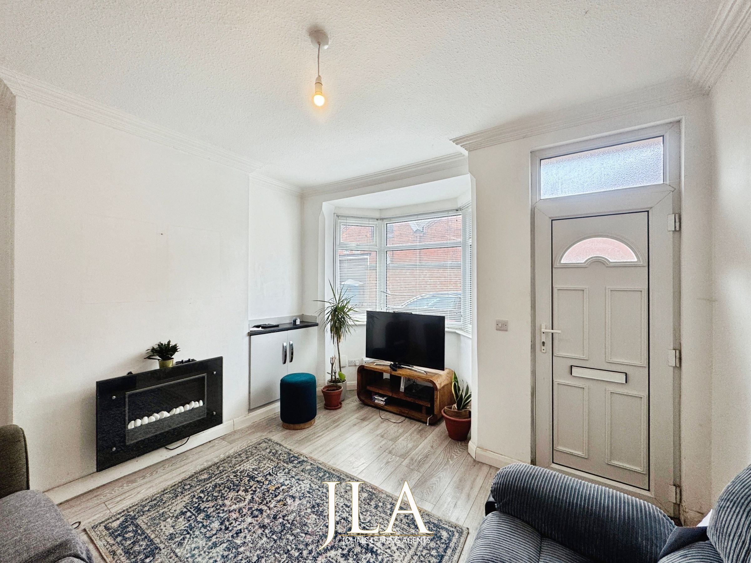 2 bed detached house to rent in West Street, Leicester  - Property Image 3