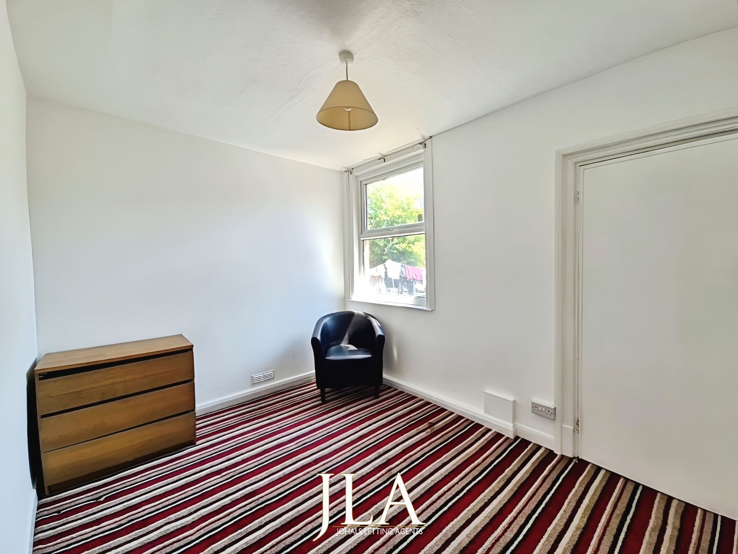 1 bed flat to rent in Fosse Road South, Leicester 2