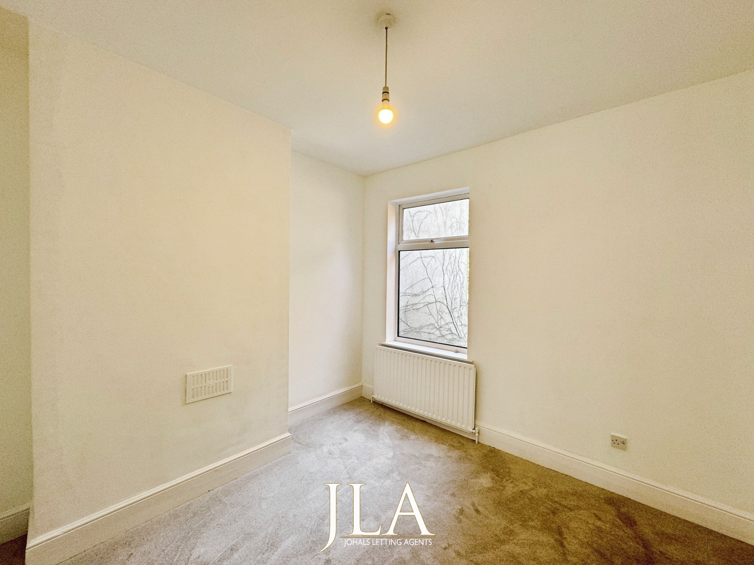 4 bed terraced house to rent in Filbert Street East, Leicester  - Property Image 8