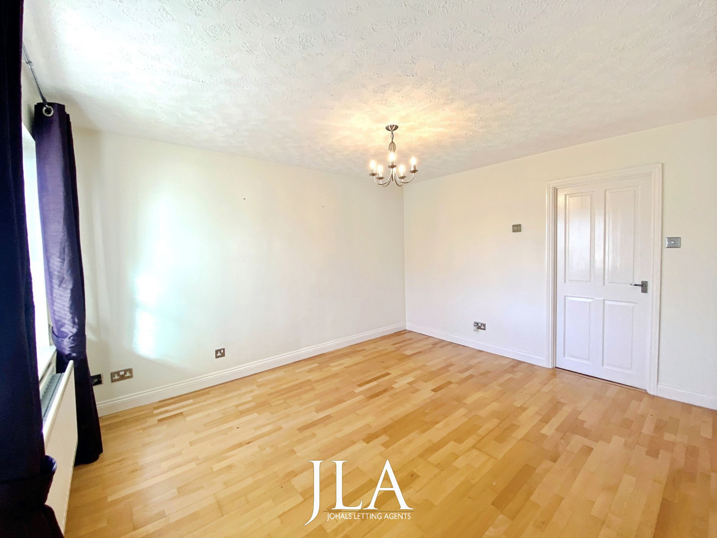 2 bed semi-detached house to rent in Grimston Close, Leicester 3