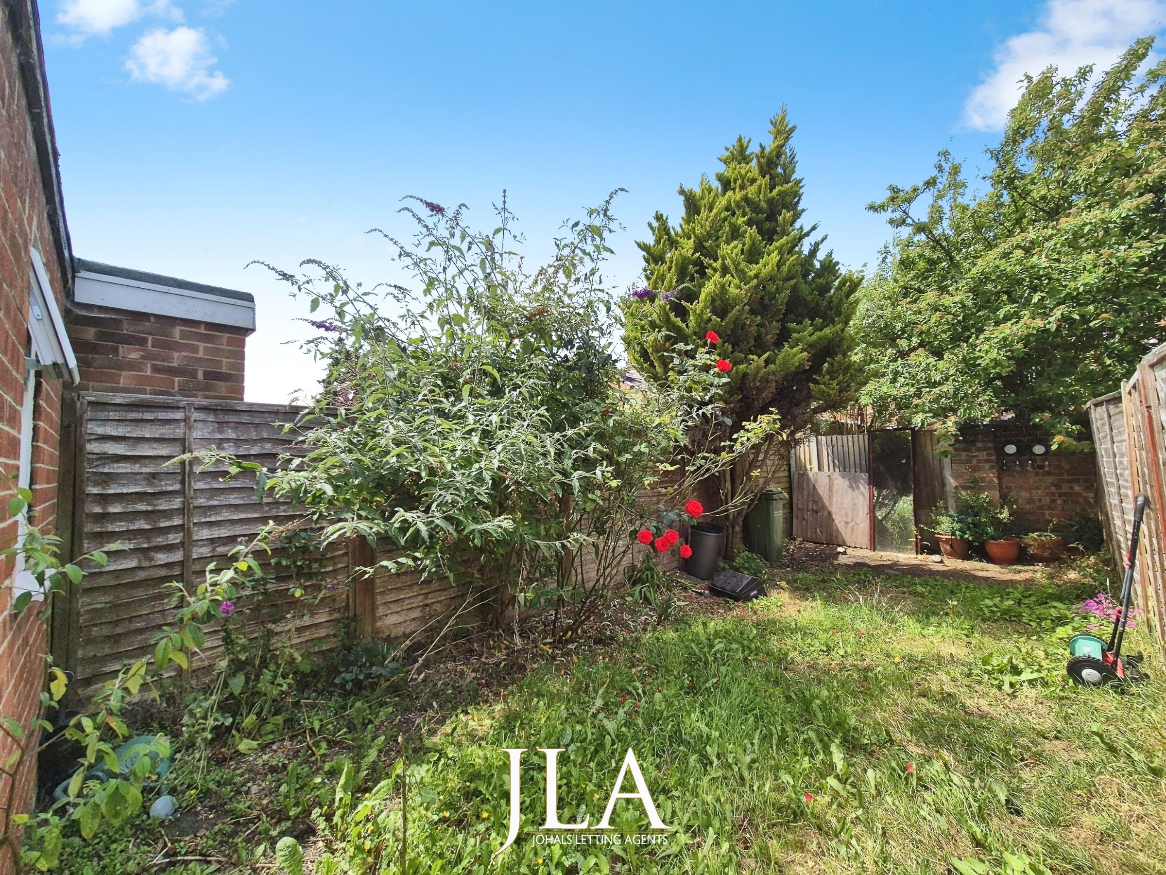 2 bed terraced house to rent in Station Street, Wigston  - Property Image 8